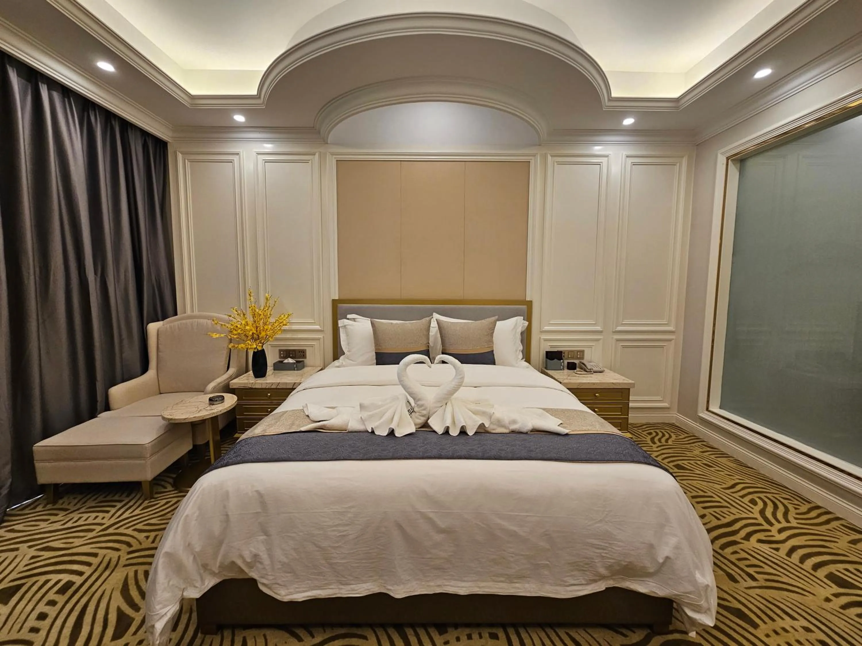 Bed in Dansavanh Namngum Resort