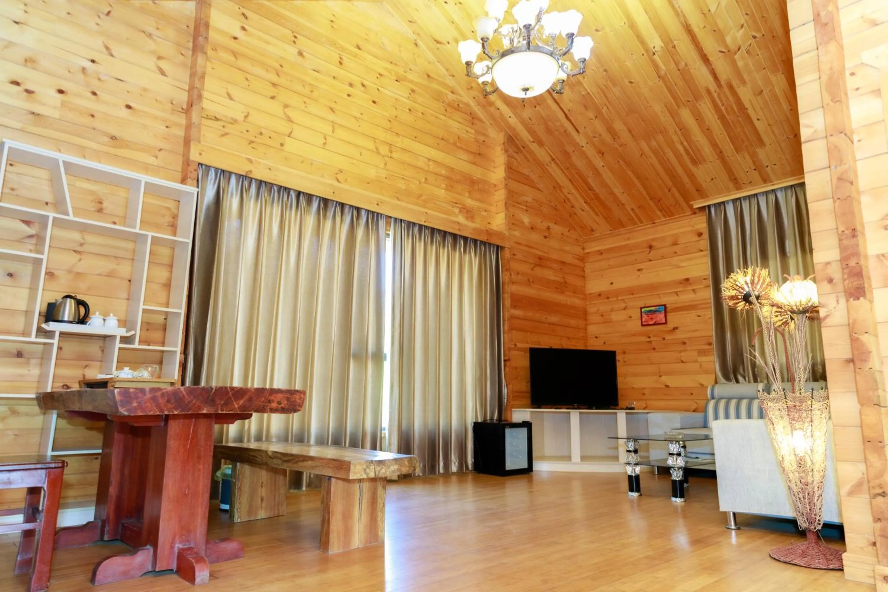 Living room in Dansavanh Namngum Resort