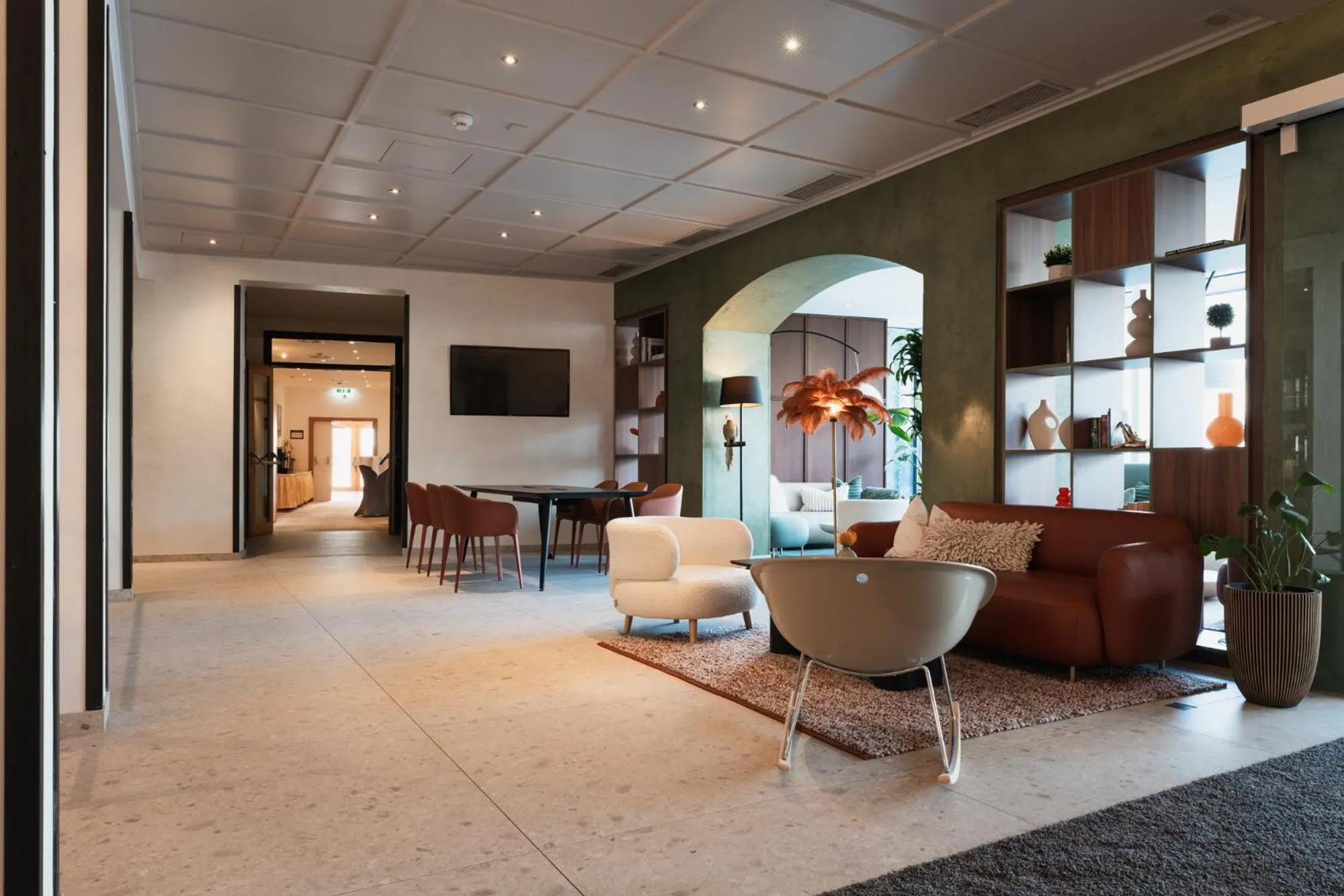 Lobby or reception in Alphotel Innsbruck