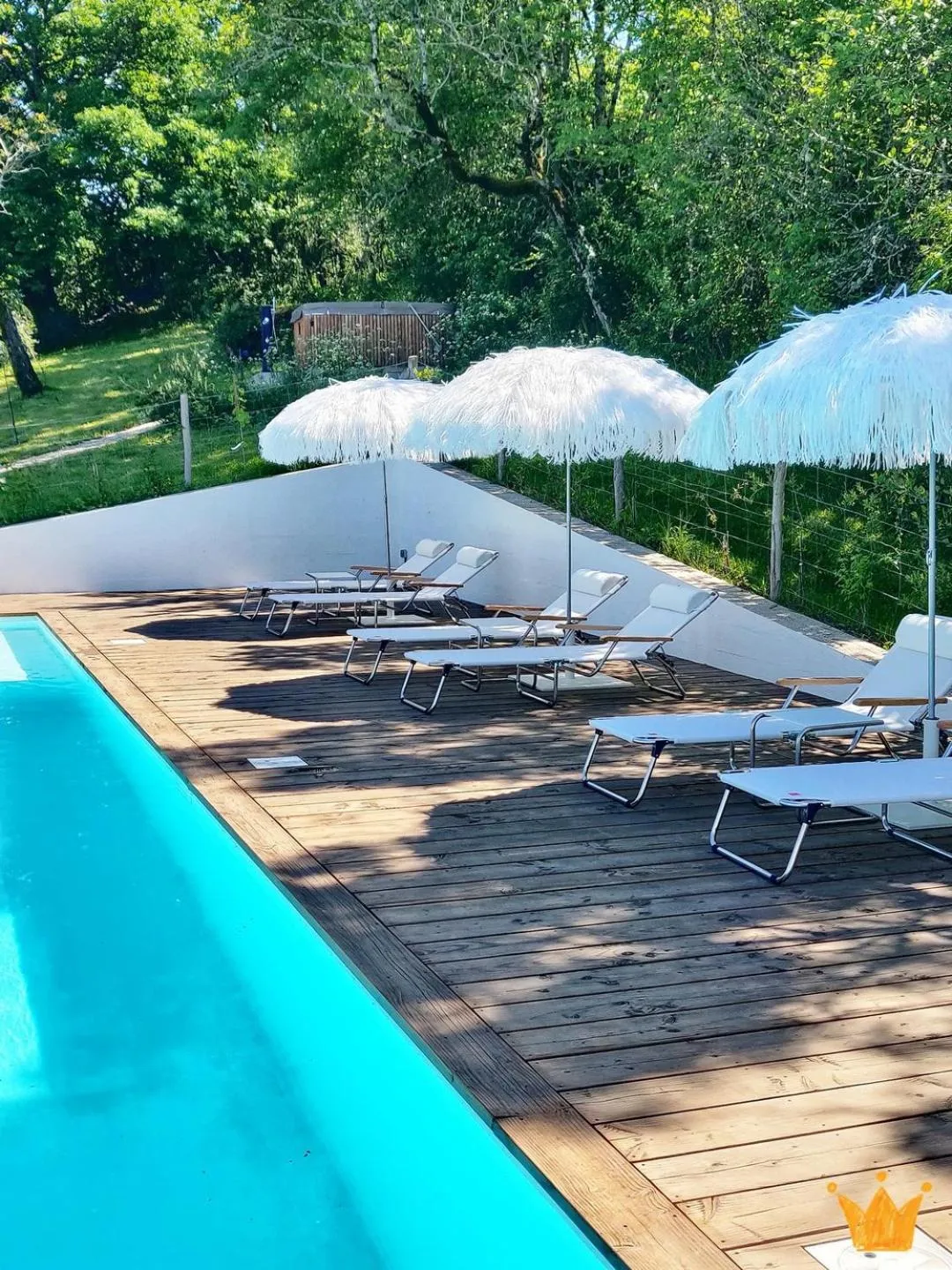 Swimming pool in Estafête