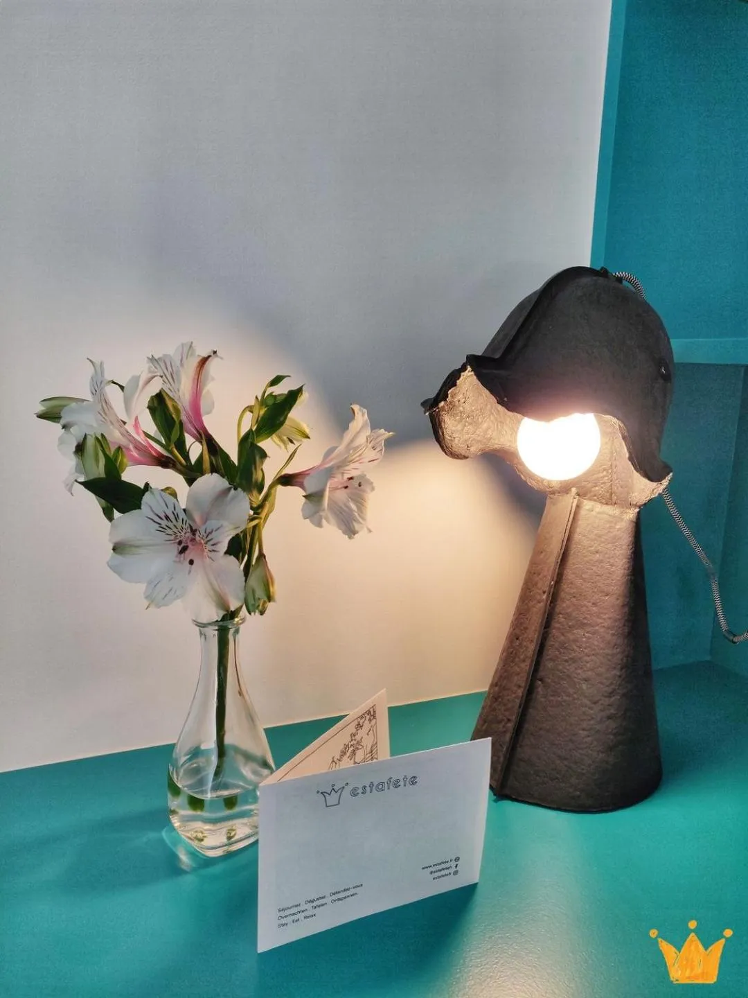 Seating area in Estafête