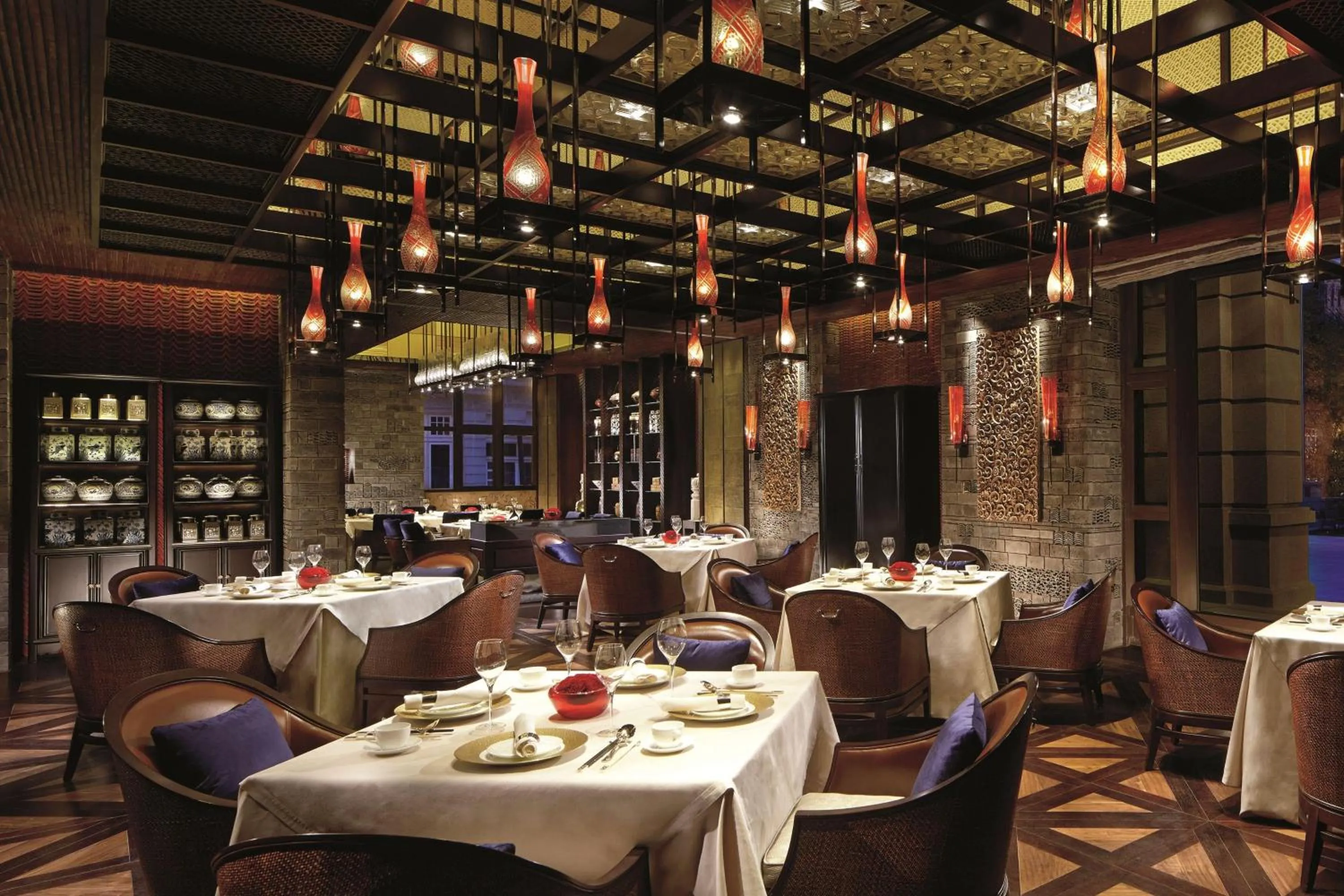 Restaurant/places to eat in The Ritz-Carlton, Tianjin