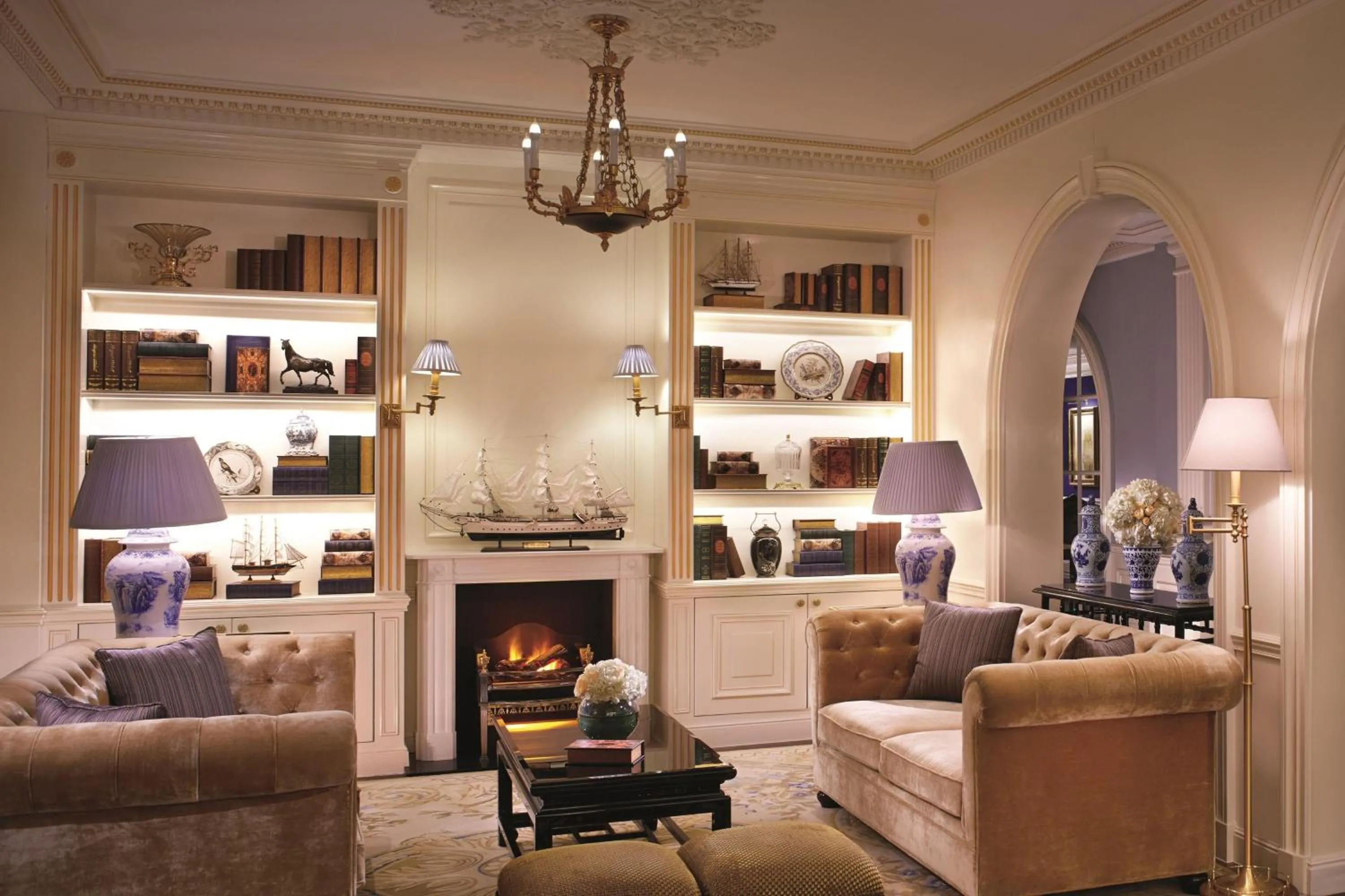 Lounge or bar in The Ritz-Carlton, Tianjin