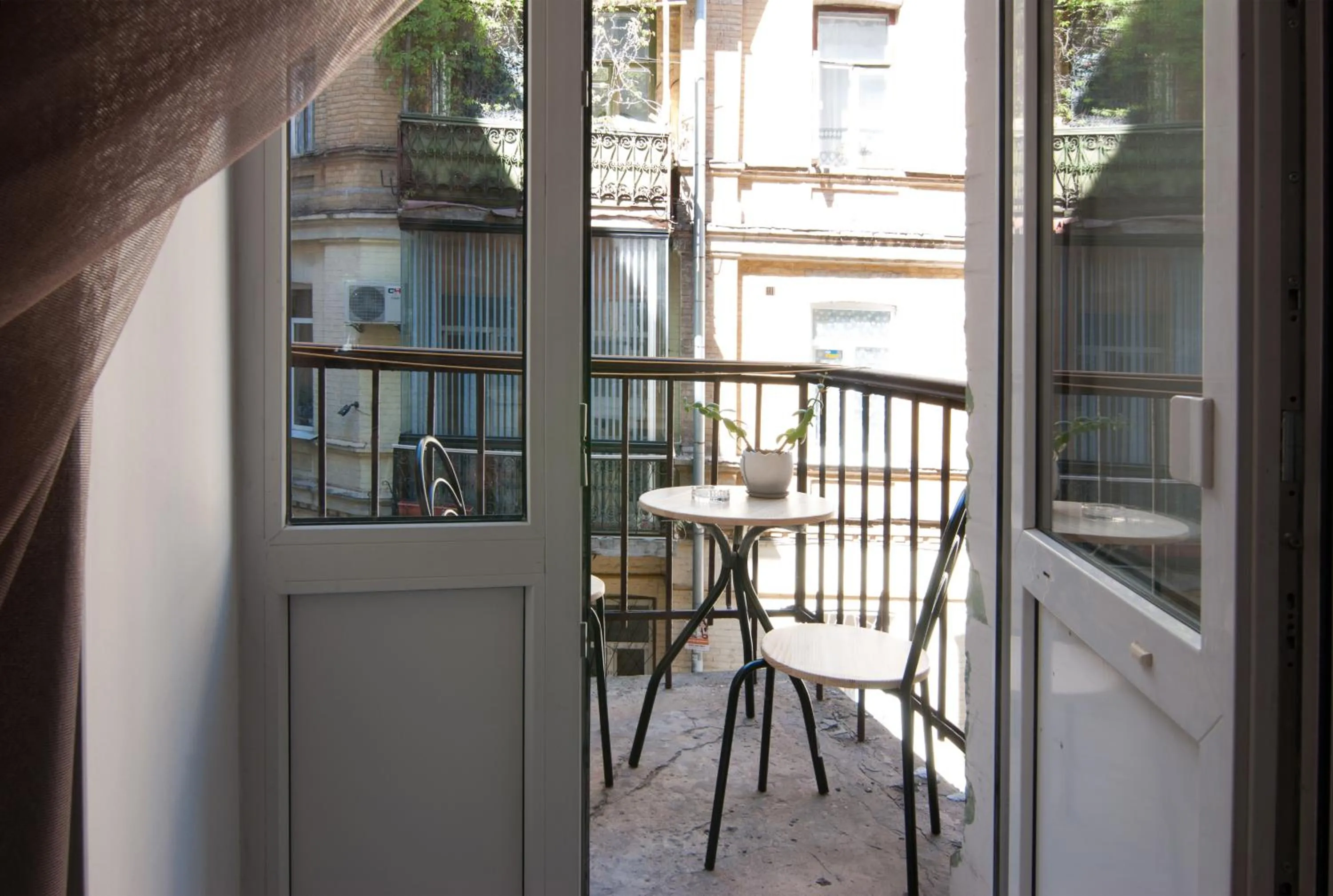Inner courtyard view in Home Hotel Apartments on Mykhailivska Square - Kiev