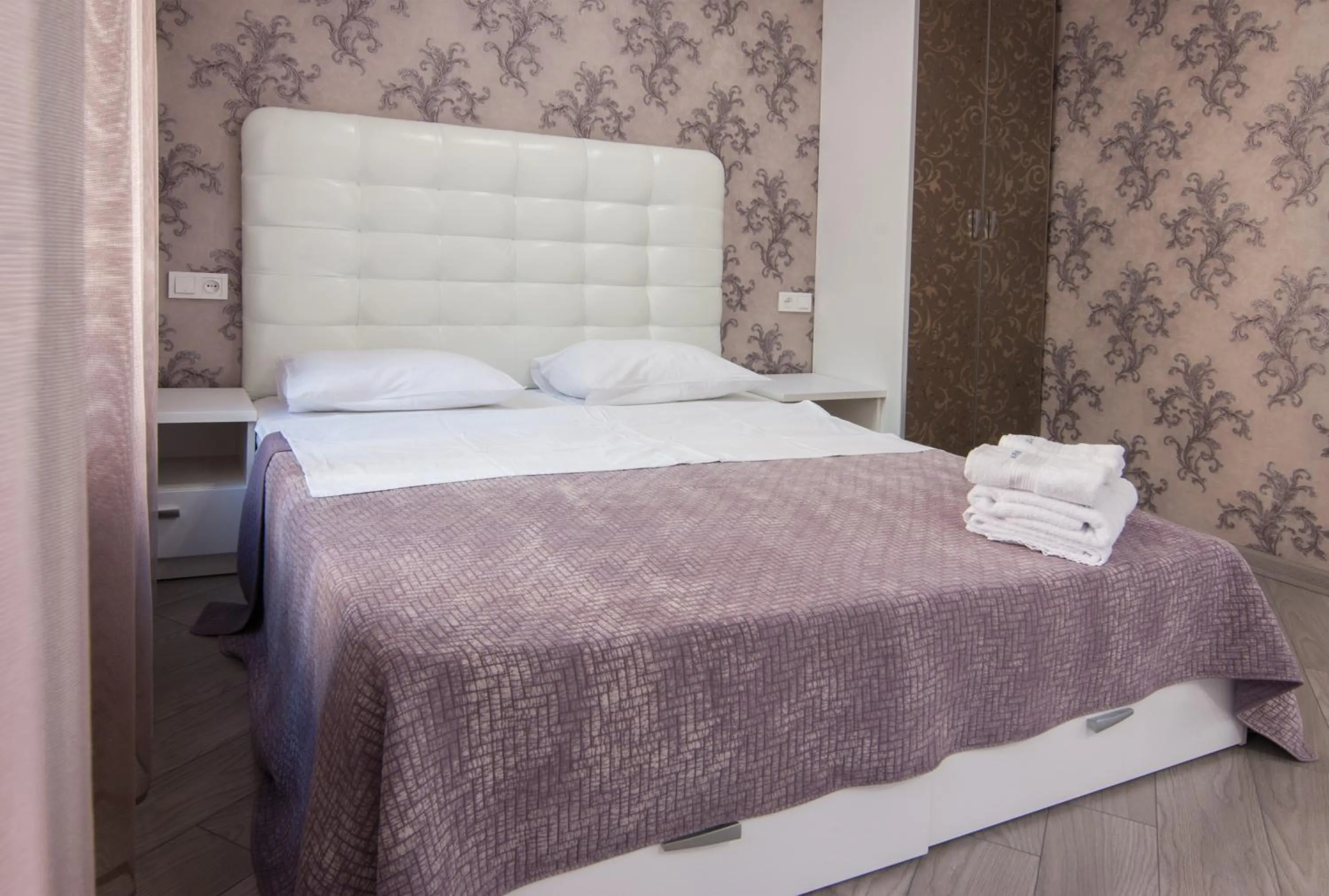 Bedroom, Bed in Home Hotel Apartments on Mykhailivska Square - Kiev