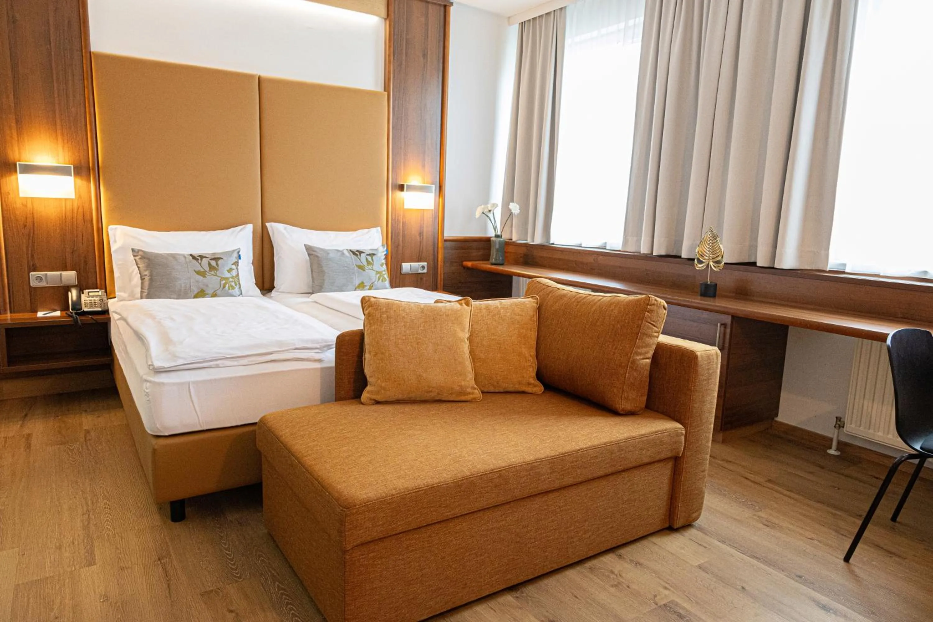 Photo of the whole room, Bed in Das Reinisch Hotel - near Vienna Airport