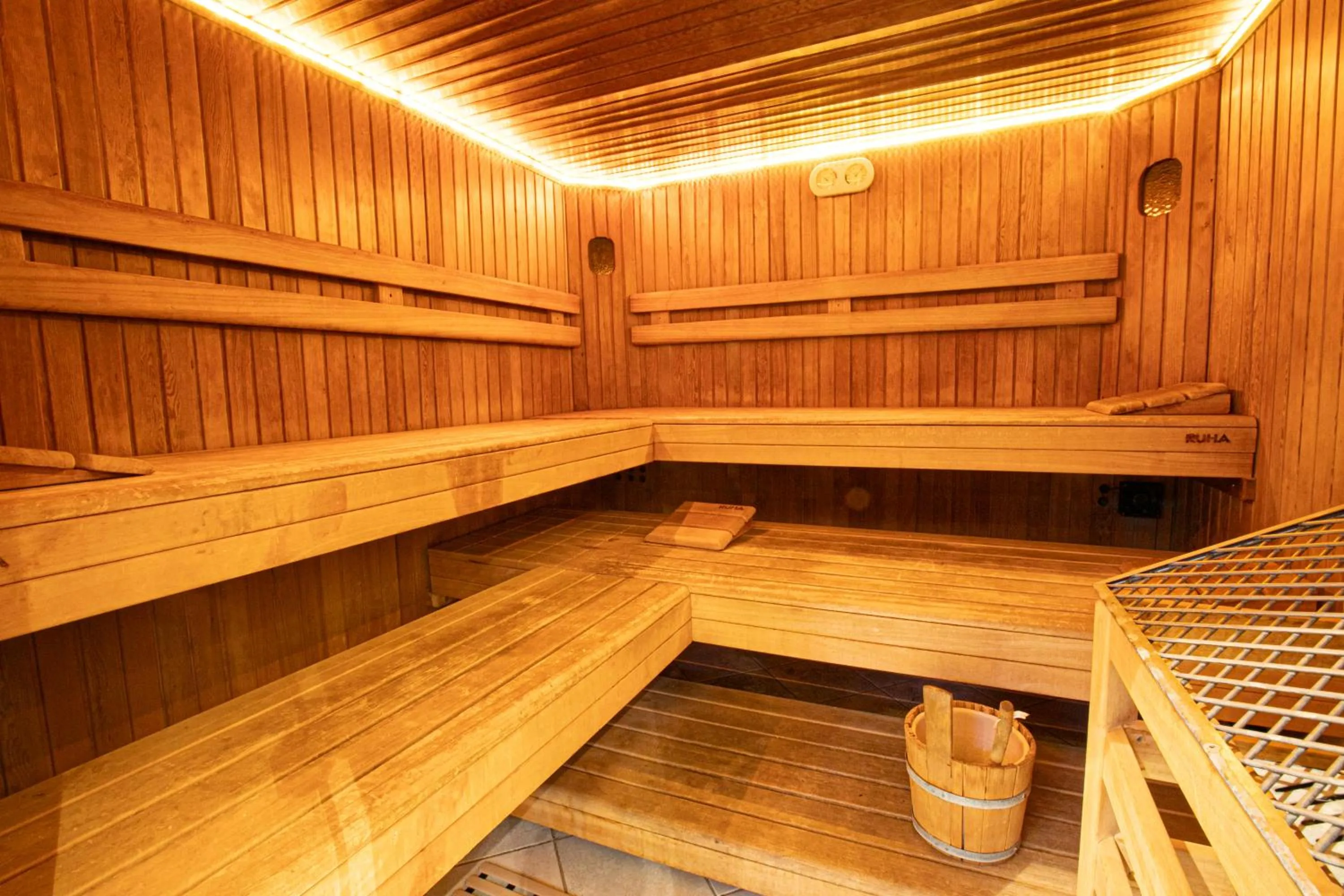 Sauna in Das Reinisch Hotel - near Vienna Airport