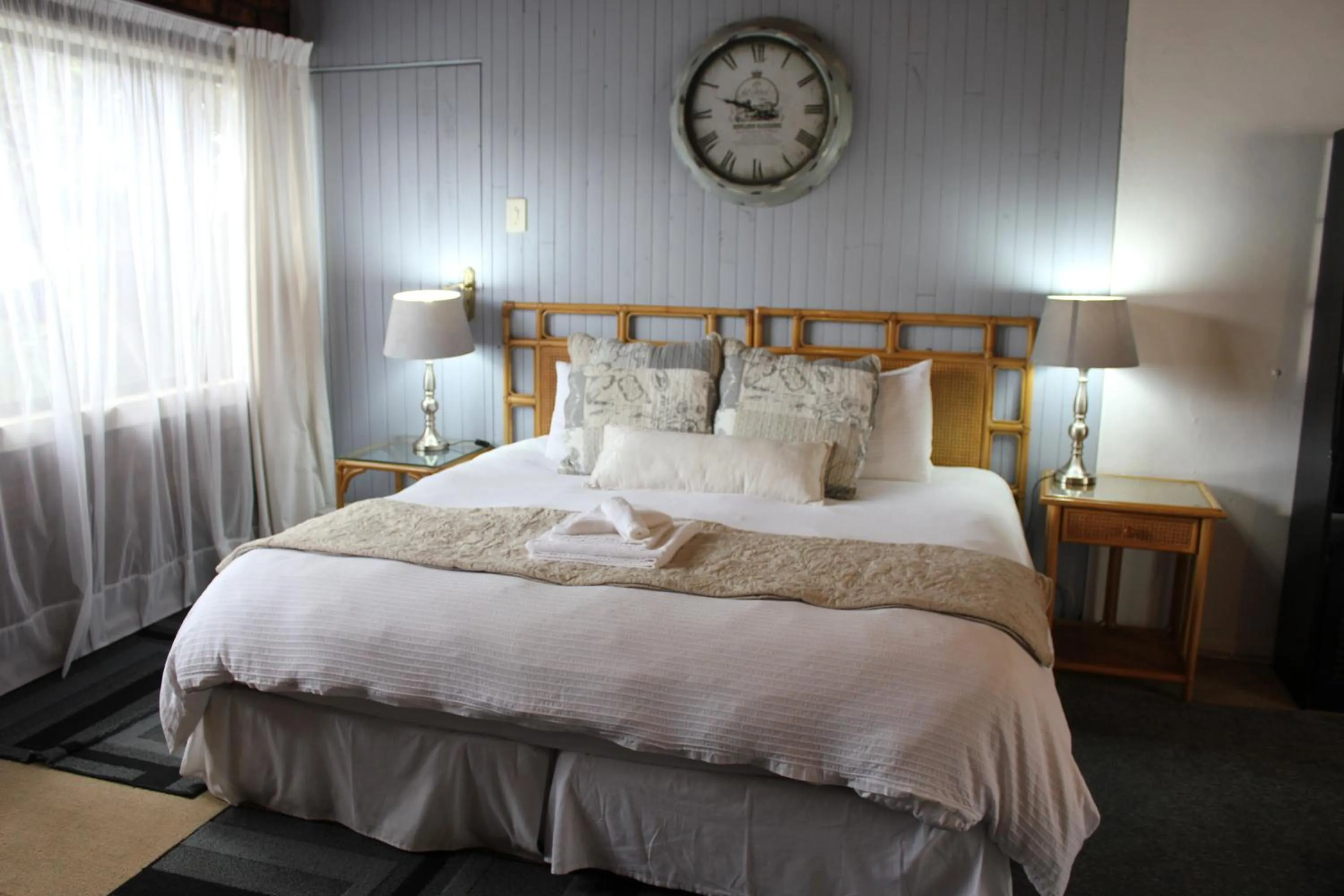 Bedroom, Bed in The Sabie Town House Guest Lodge