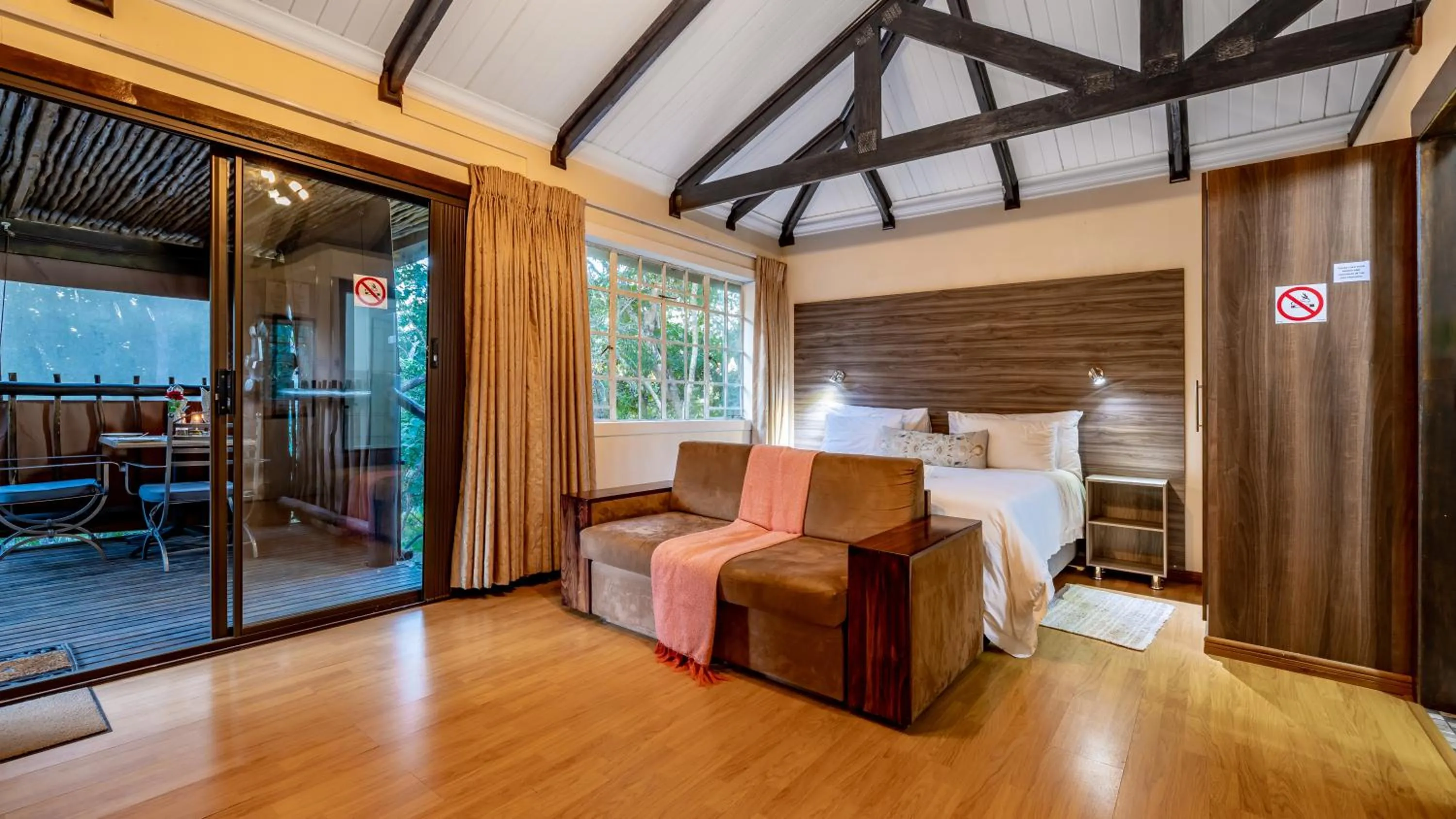 Bed in Tranquil Nest