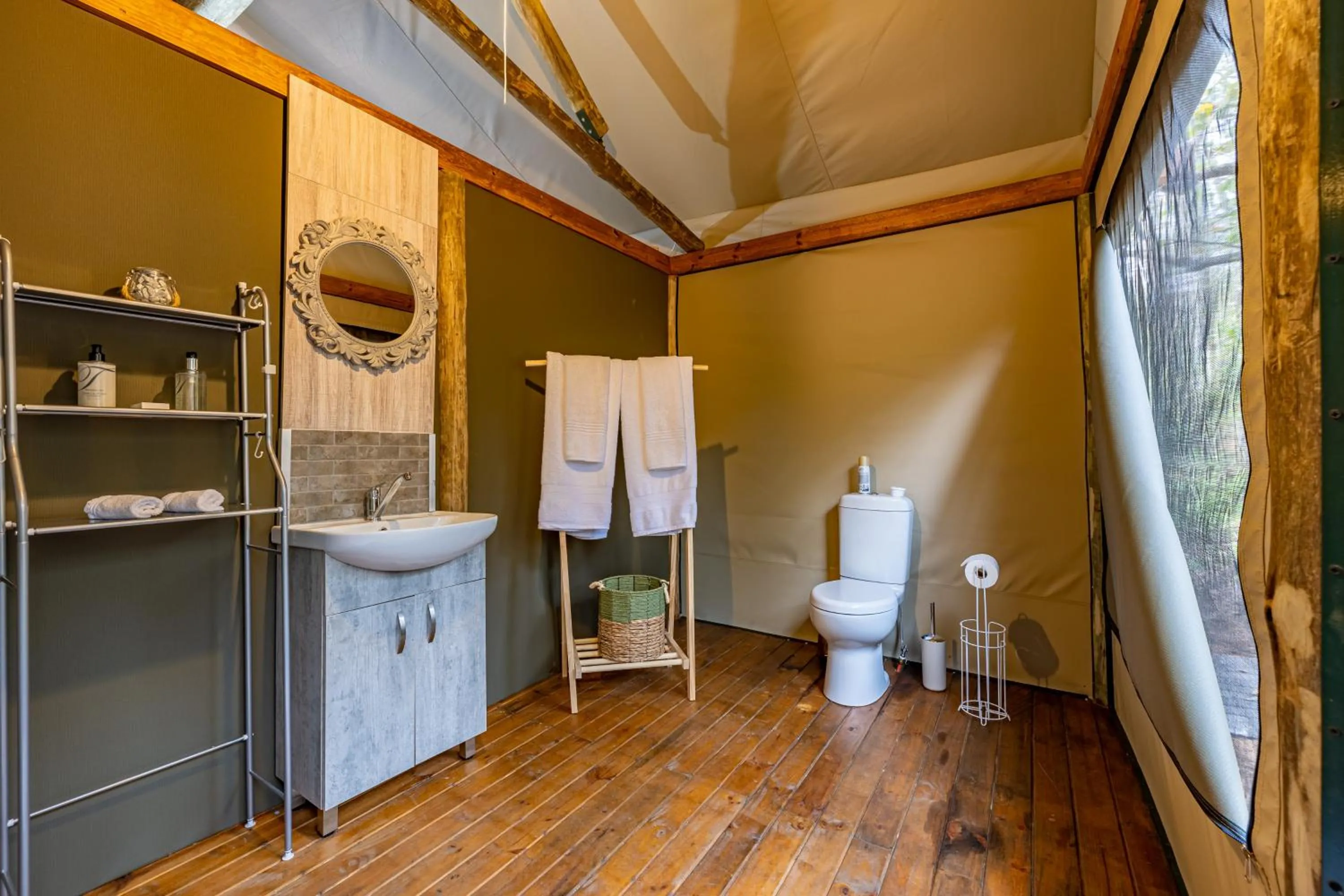 Toilet in Tranquil Nest