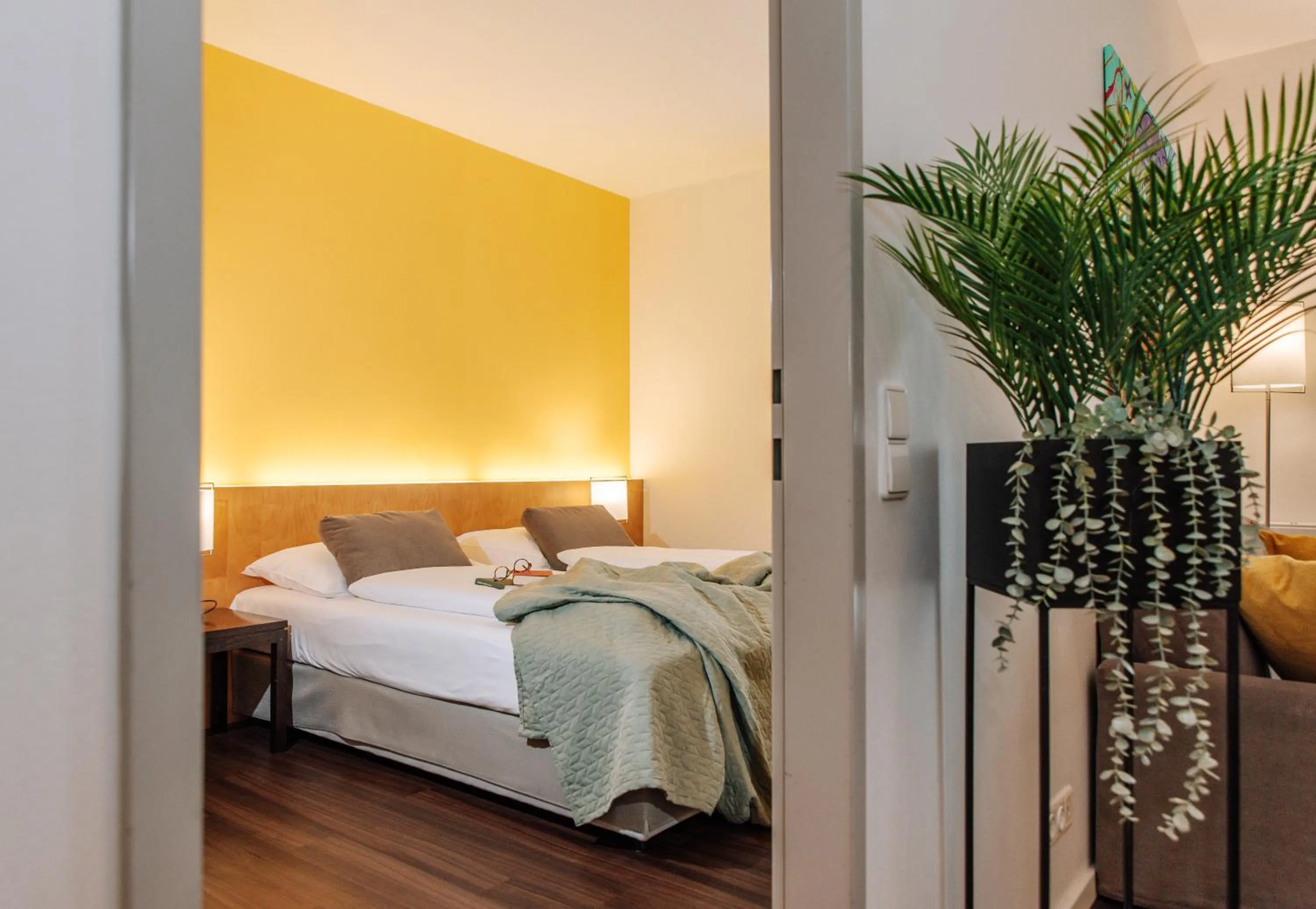 Photo of the whole room, Bed in HEINhotel vienna airport