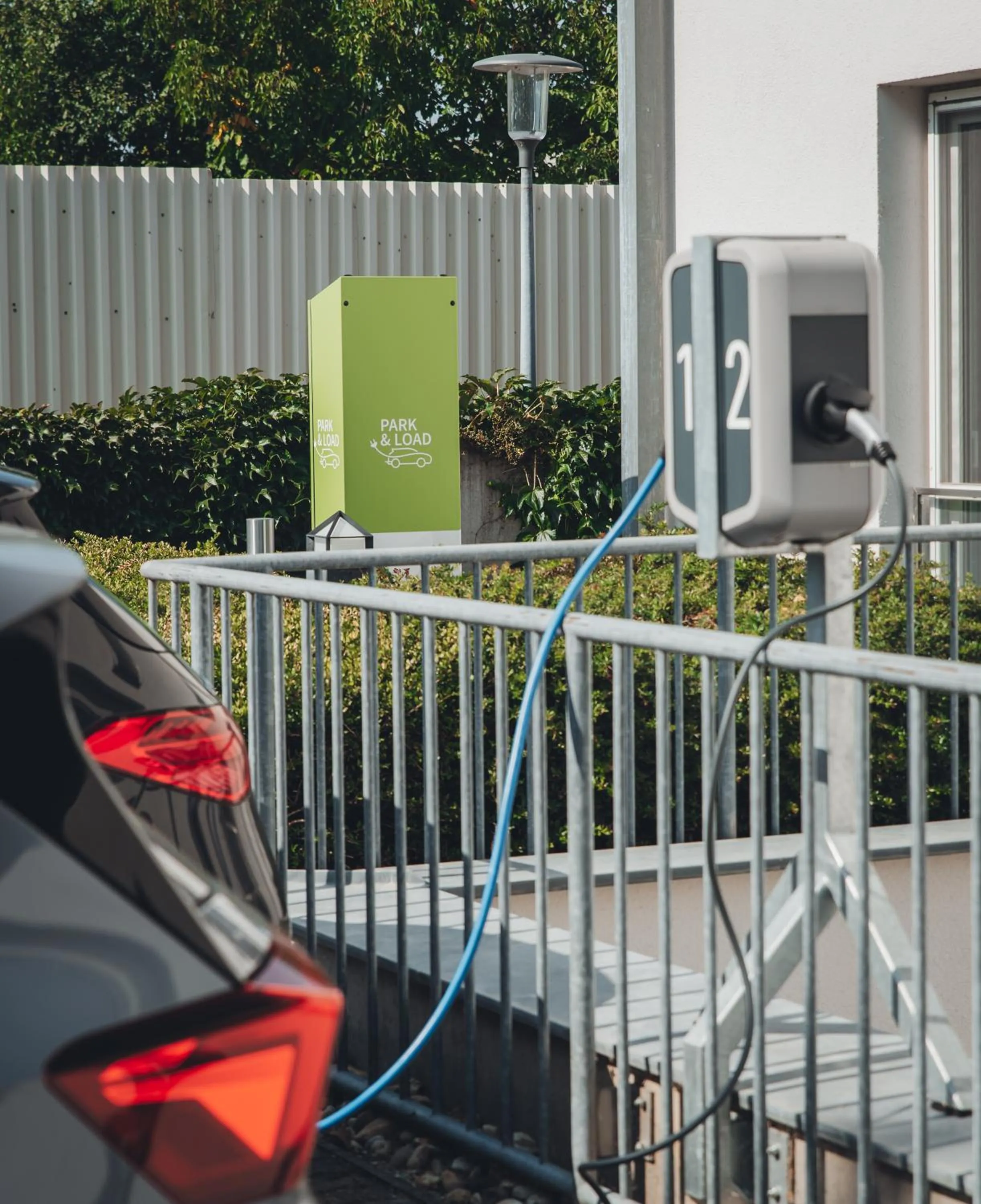 Parking in HEINhotel vienna airport