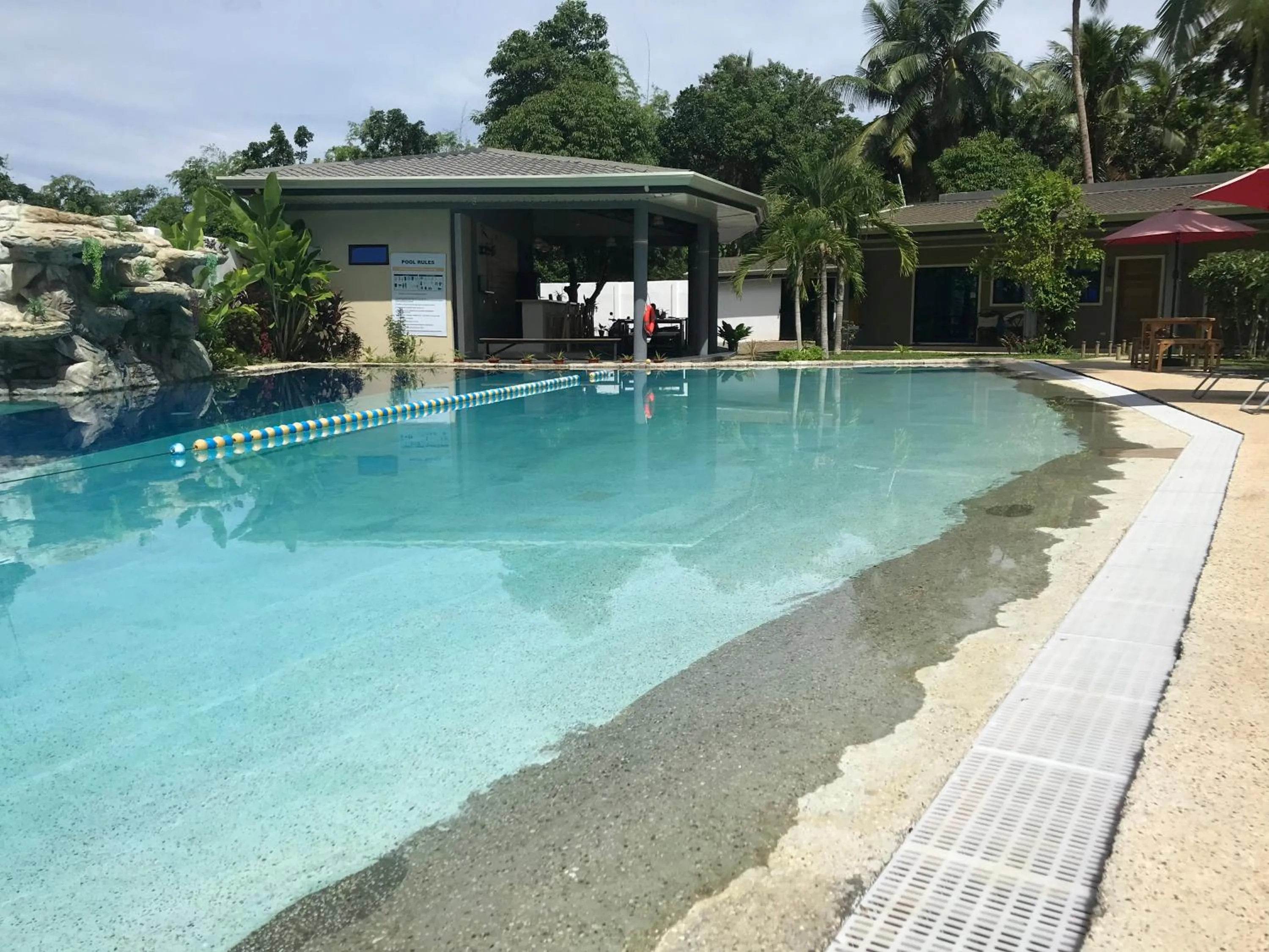 Swimming pool in Hidden Lagoon Resort