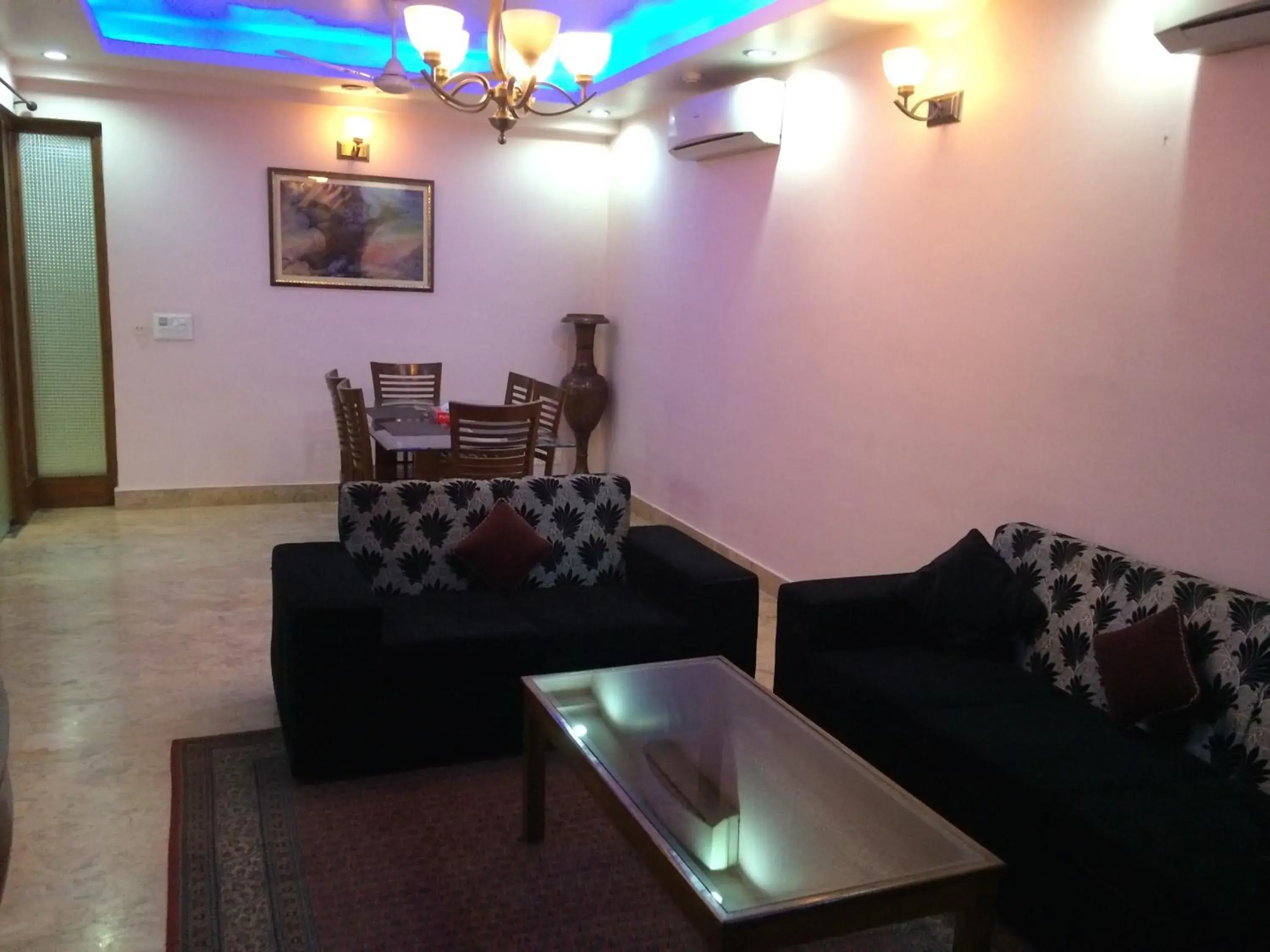 Skylink Suites Bed & Breakfast Skylink Suites Bed & Breakfast