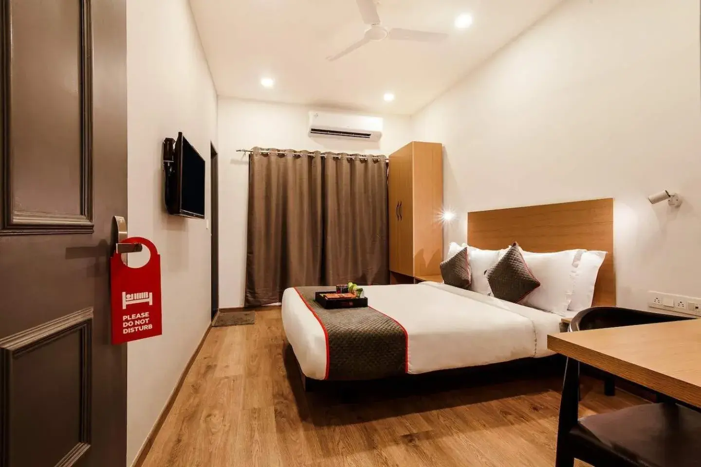 Bed in Hotel The Onyx Bed in Hotel The Onyx