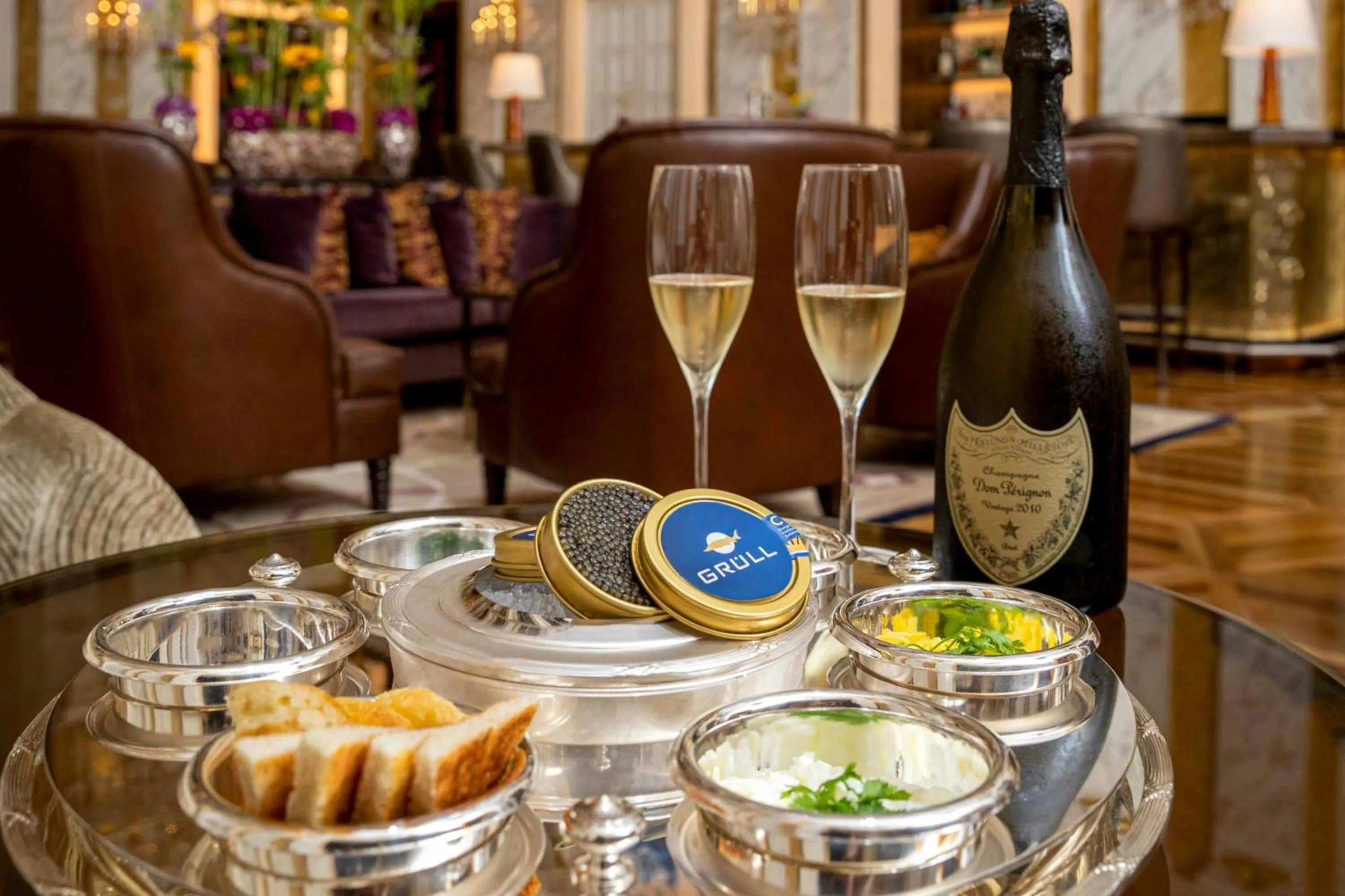 Lounge or bar in Hotel Imperial, a Luxury Collection Hotel, Vienna