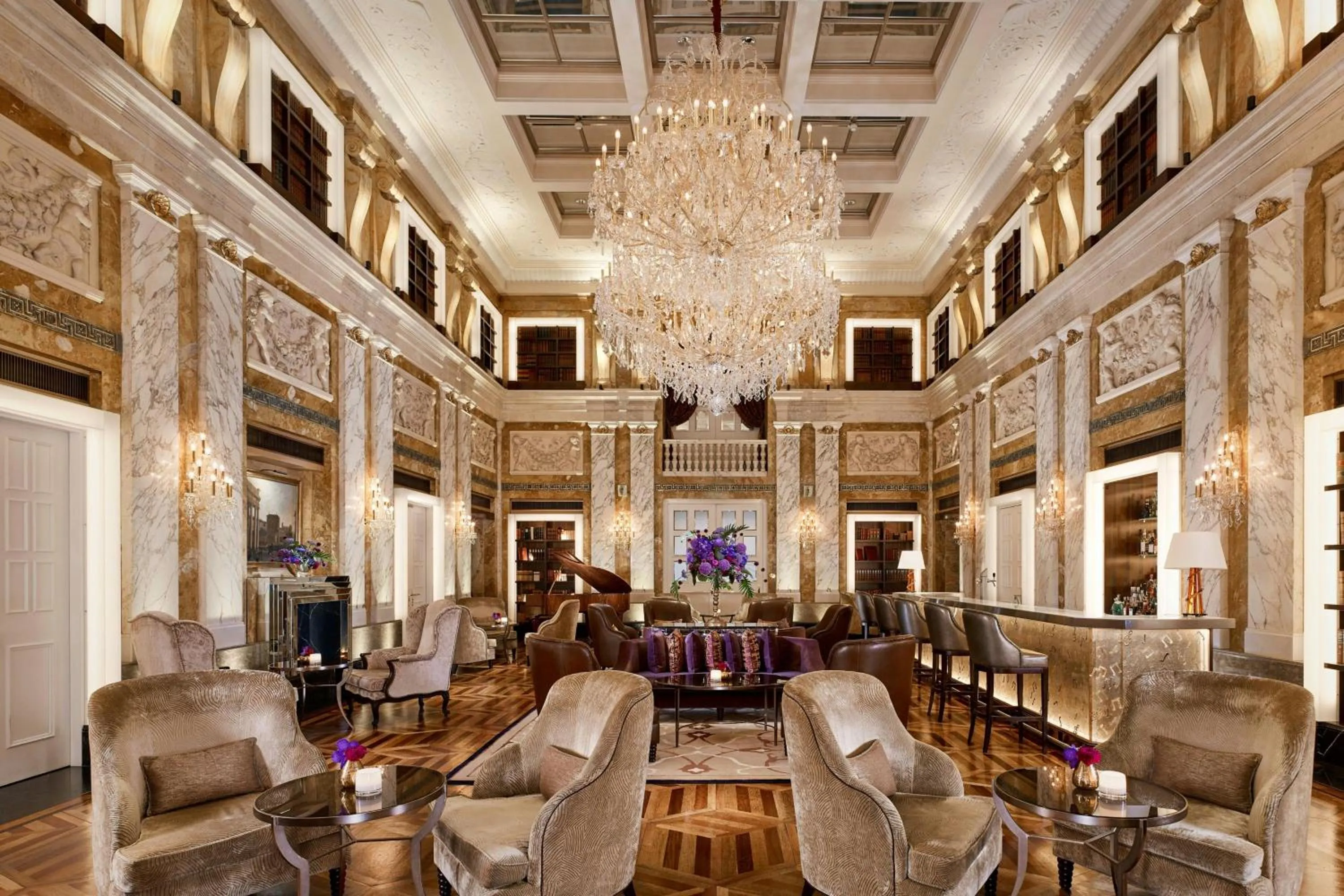 Lounge or bar in Hotel Imperial, a Luxury Collection Hotel, Vienna