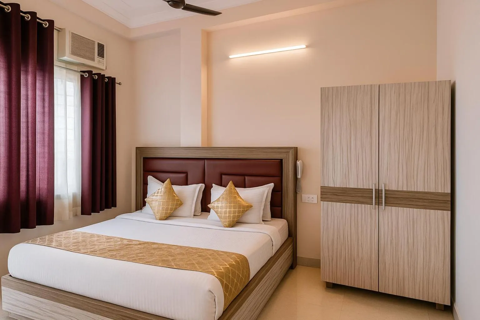 Bedroom, Bed in Hotel City Palace