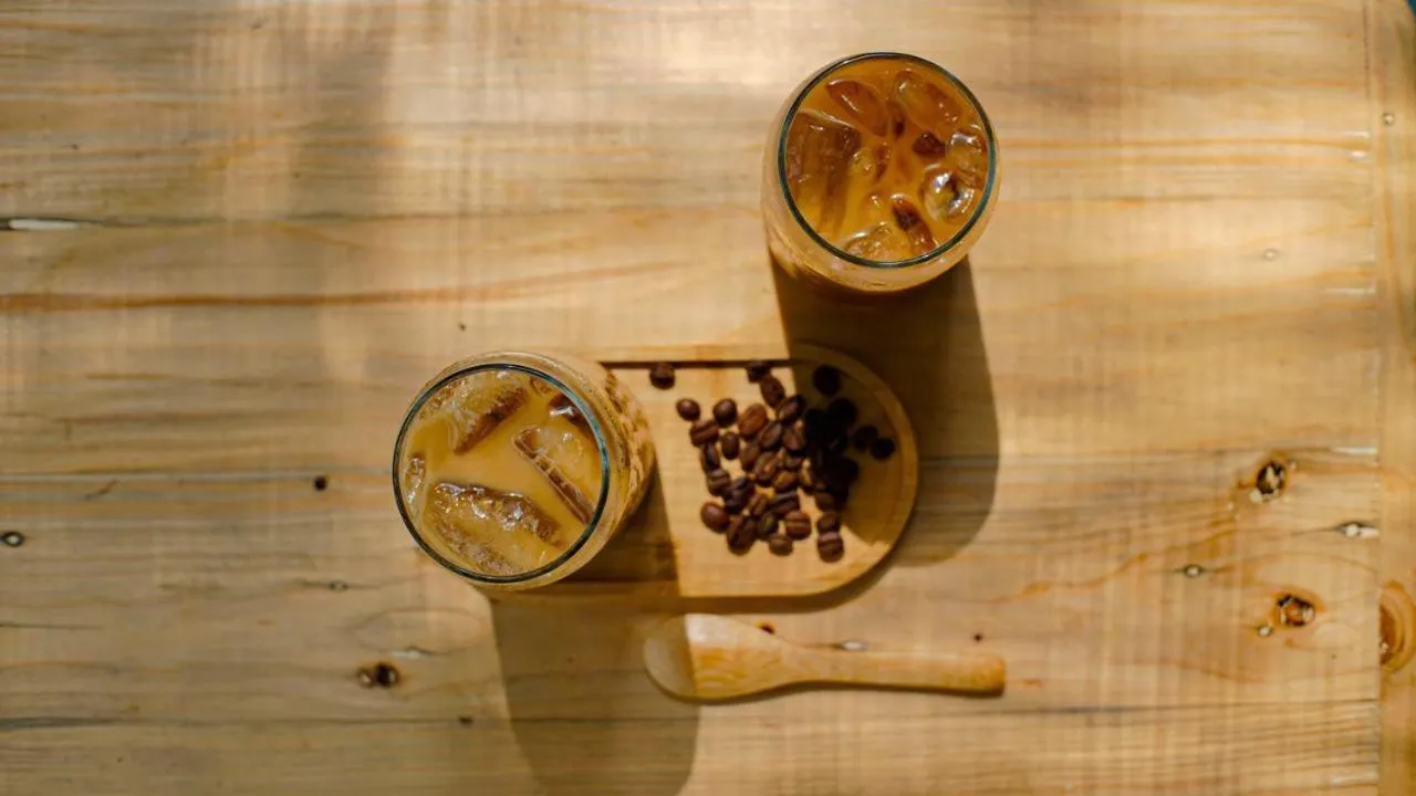 Restaurant/places to eat in Guest House 555 NKI