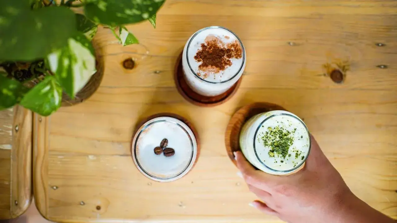 Restaurant/places to eat in Guest House 555 NKI Restaurant/places to eat in Guest House 555 NKI