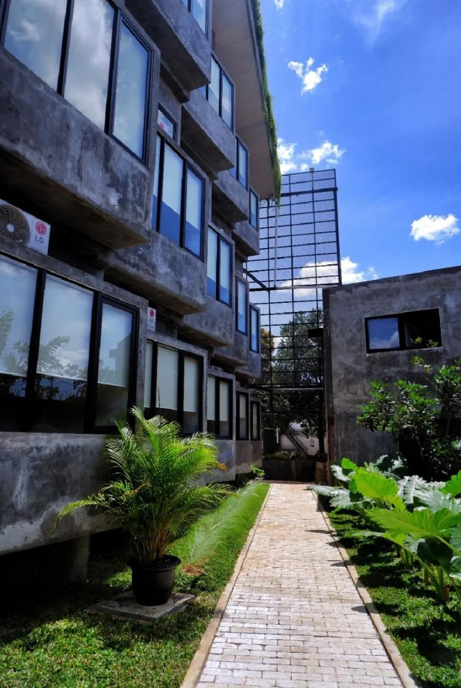 Garden in Guest House 555 NKI