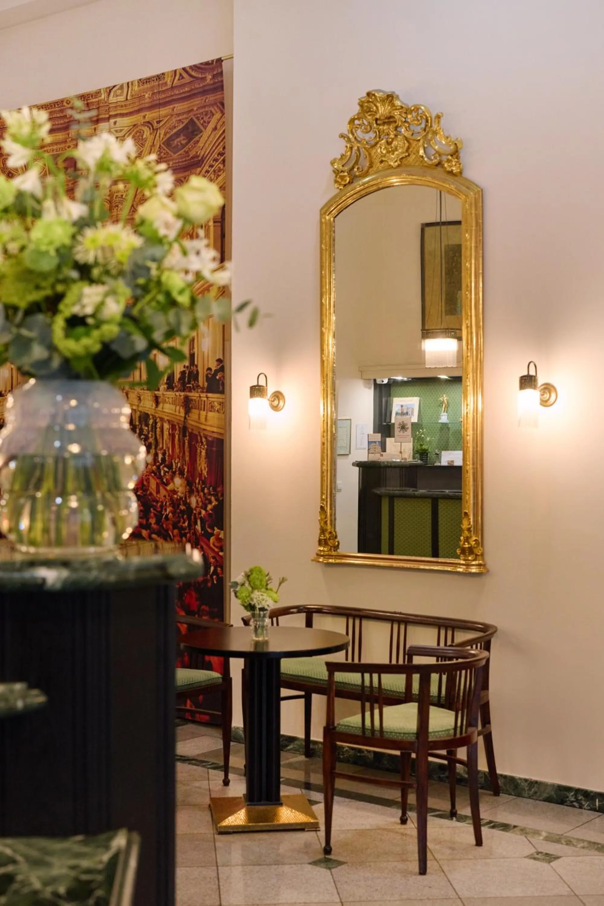 Lobby or reception in Hotel Johann Strauss