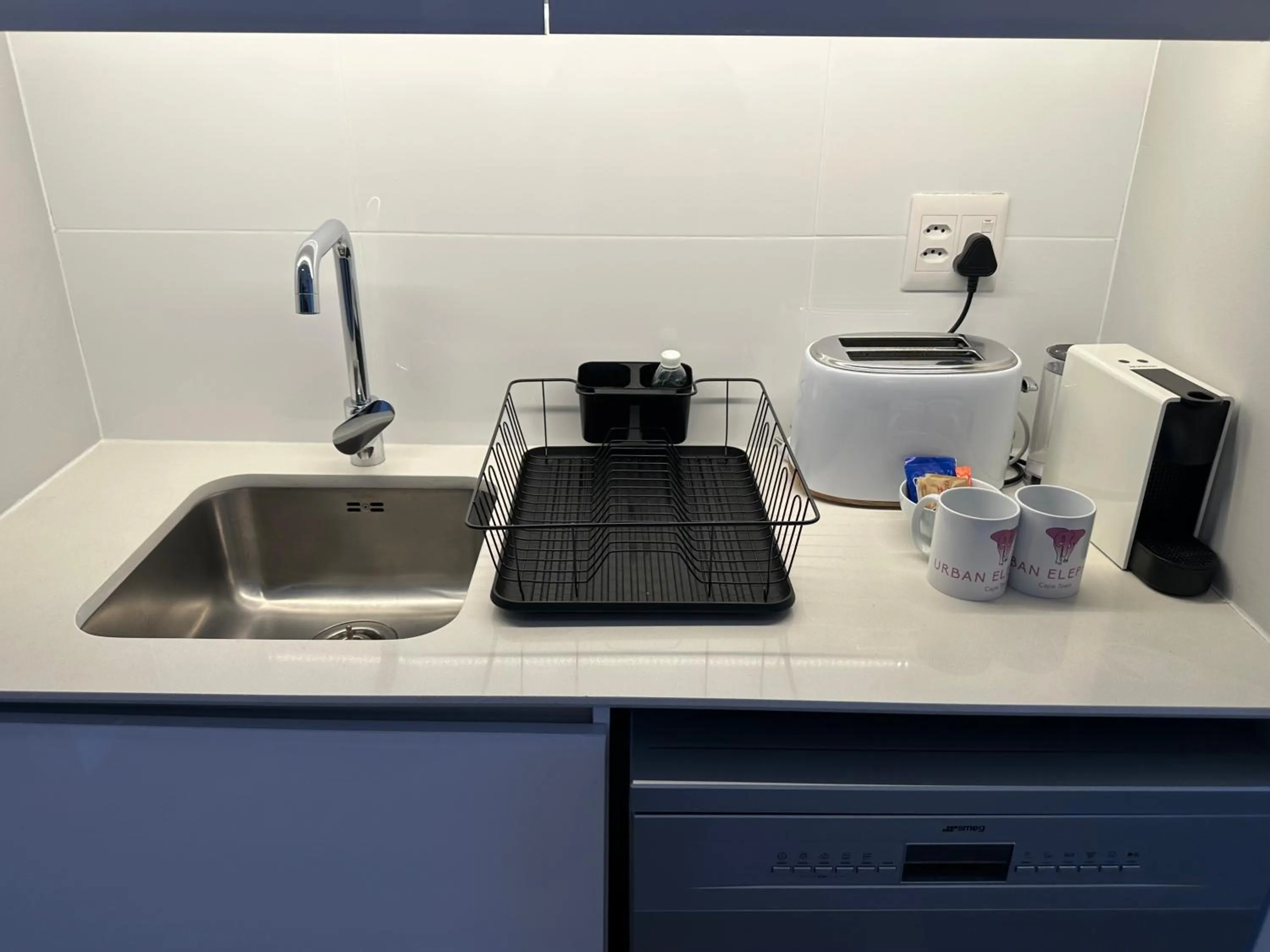 Kitchen or kitchenette in Urban Elephant 16 On Bree