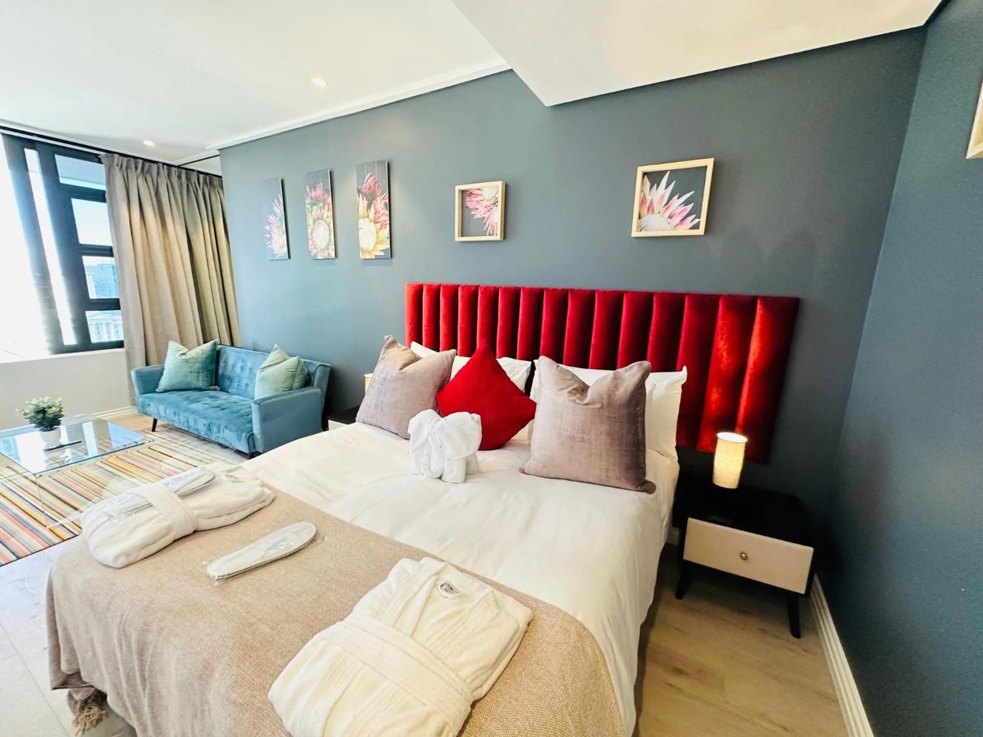 Bedroom, Bed in Urban Elephant 16 On Bree