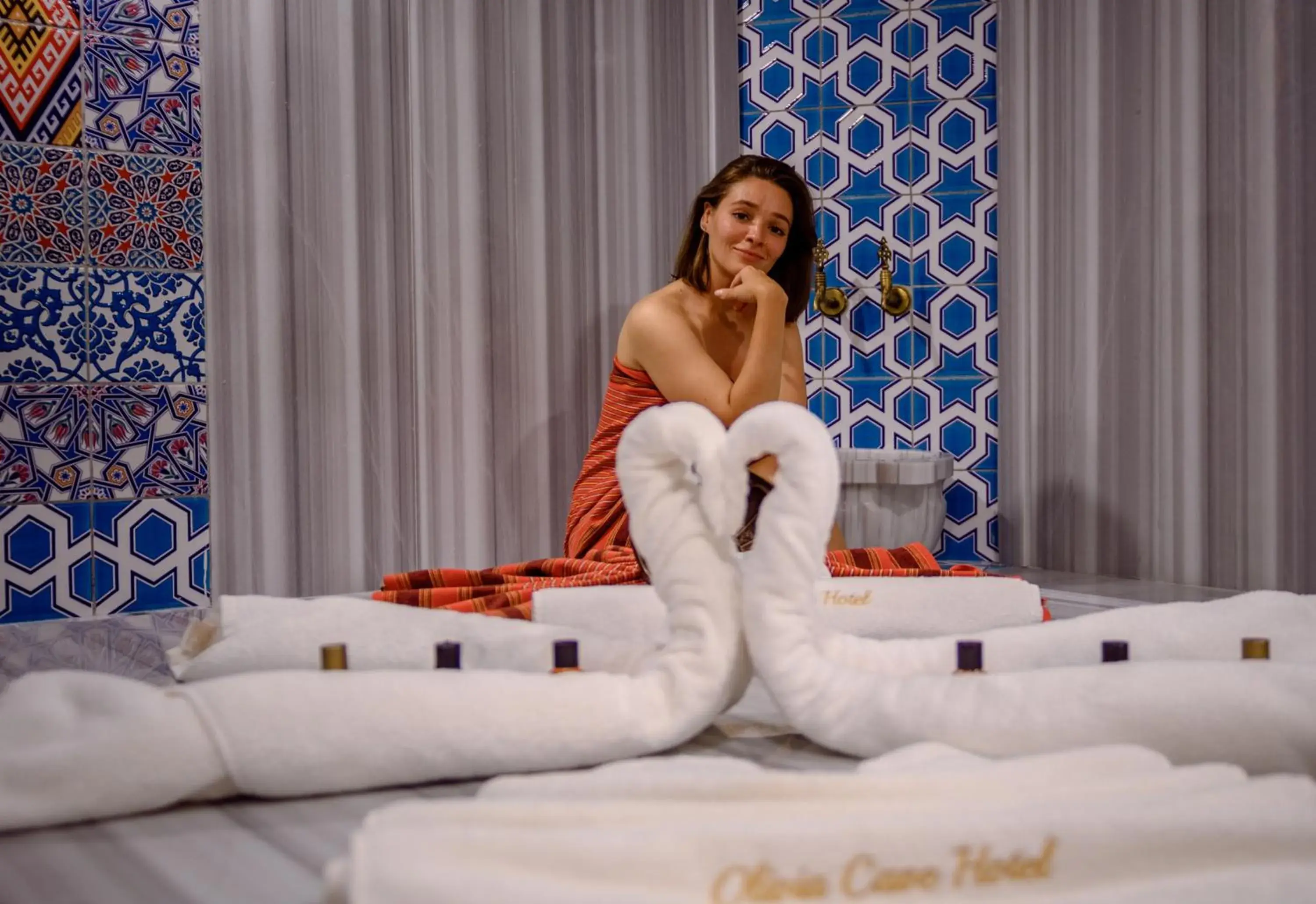 Public Bath, Bed in Olivia Cave Hotel Public Bath, Bed in Olivia Cave Hotel