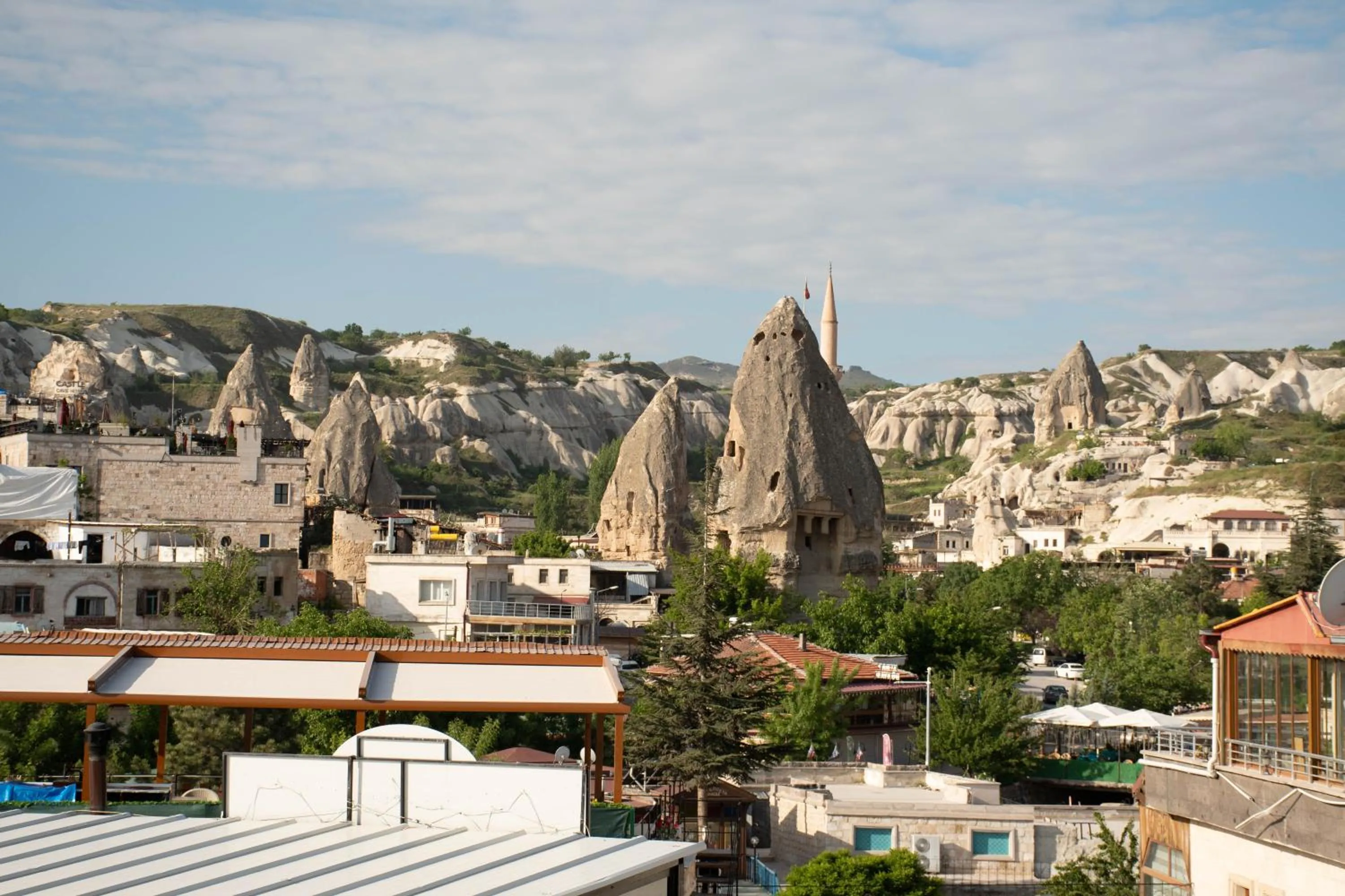 Restaurant/places to eat in Olivia Cave Hotel