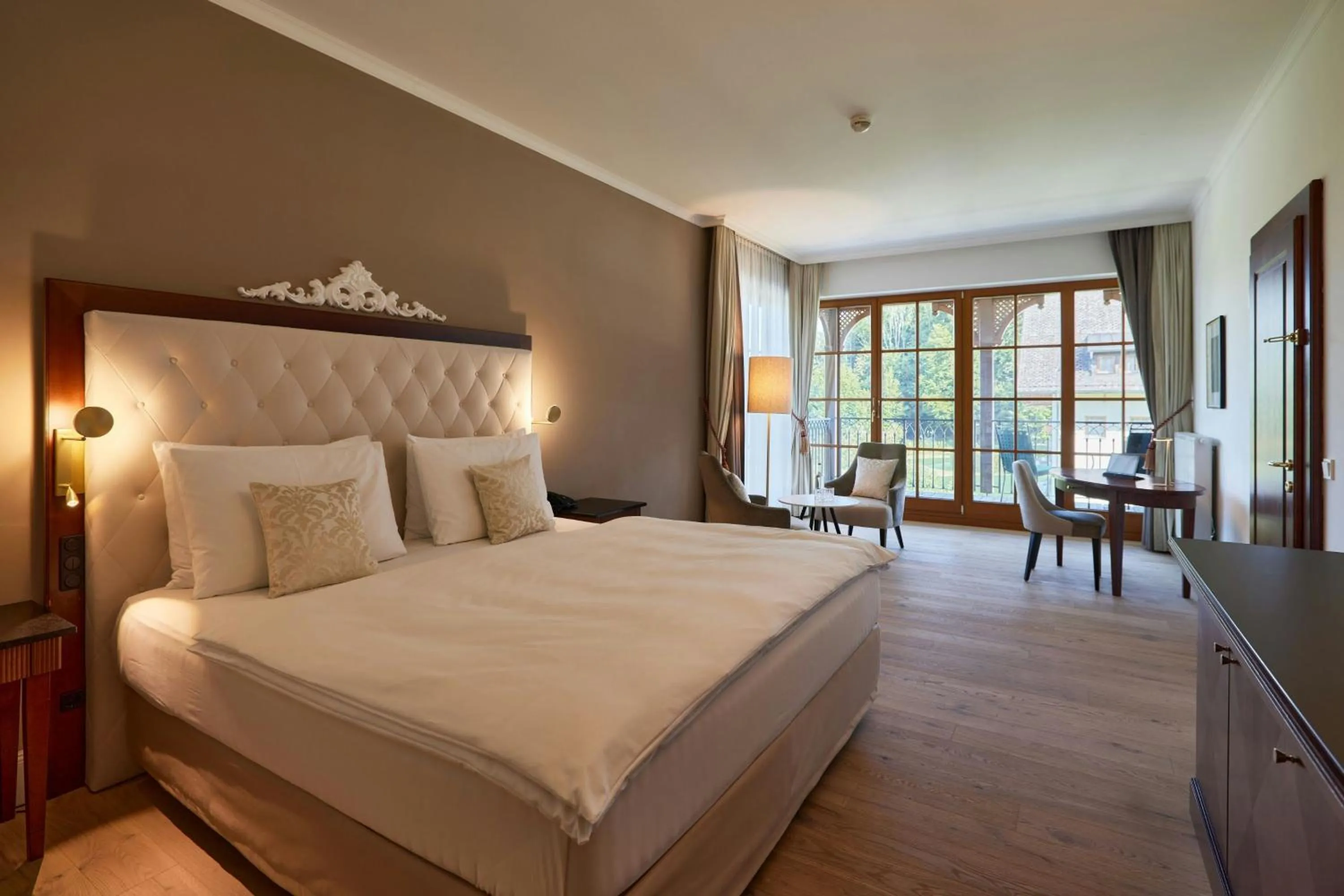 Photo of the whole room, Bed in Arabella Jagdhof Resort am Fuschlsee, a Tribute Portfolio Hotel