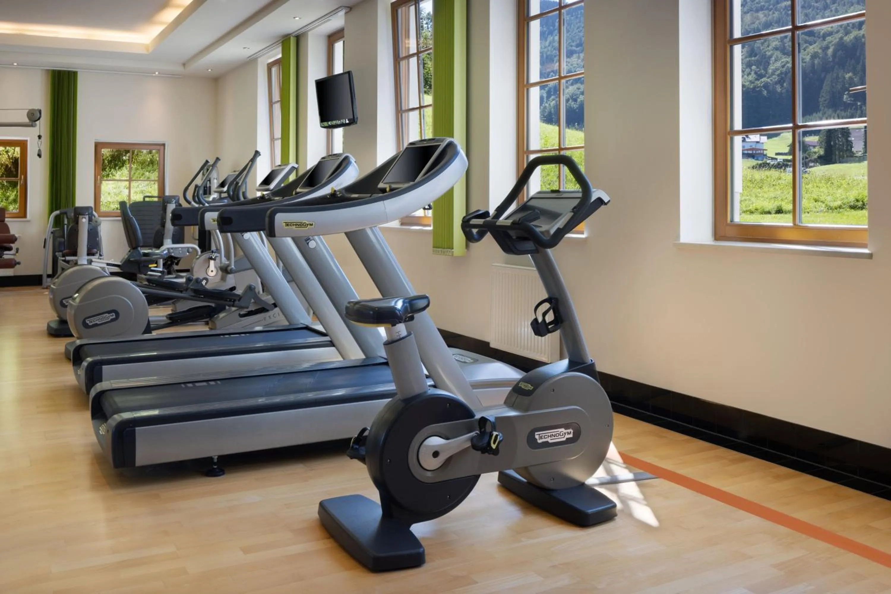 Fitness centre/facilities in Arabella Jagdhof Resort am Fuschlsee, a Tribute Portfolio Hotel