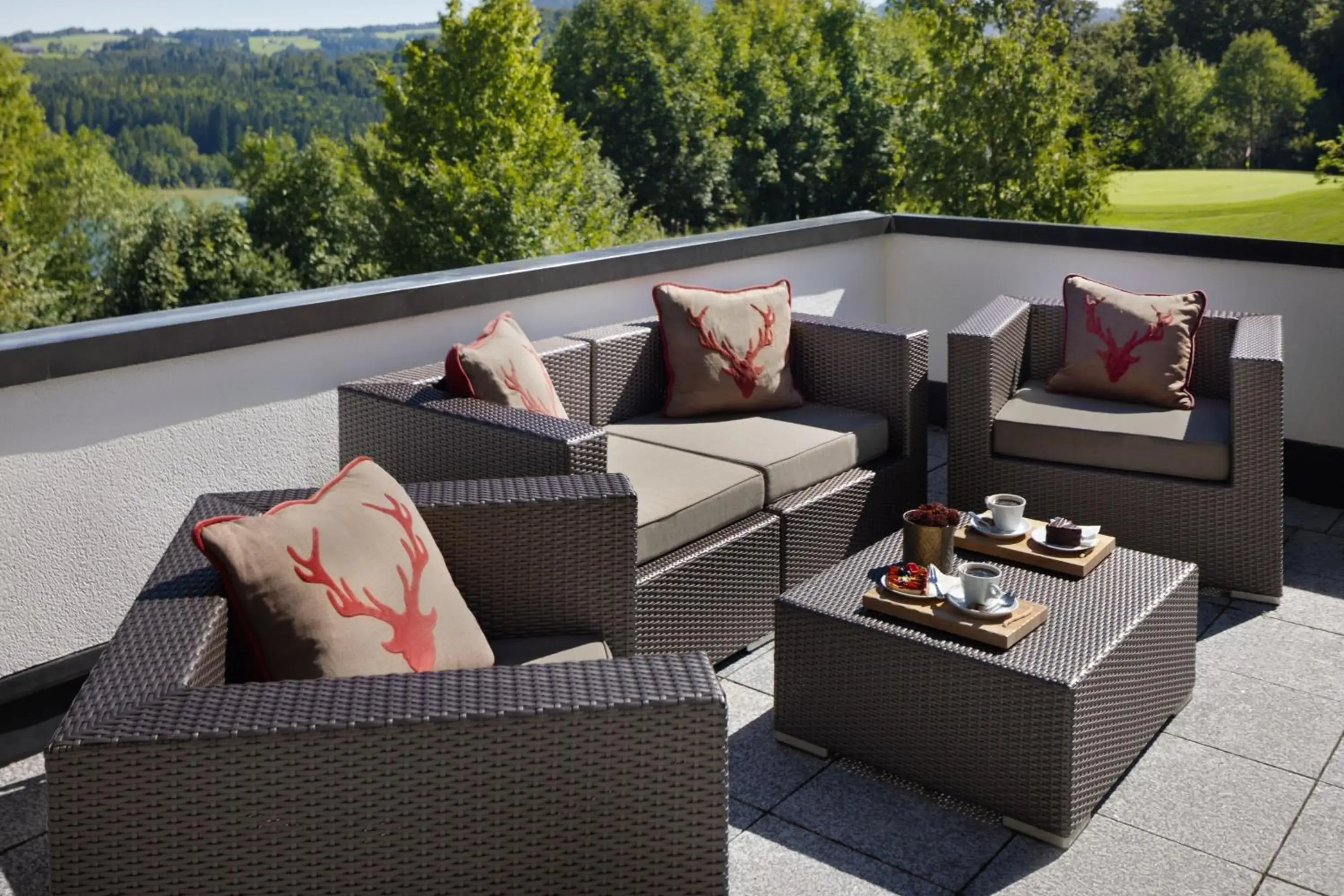 Restaurant/places to eat in Arabella Jagdhof Resort am Fuschlsee, a Tribute Portfolio Hotel Restaurant/places to eat in Arabella Jagdhof Resort am Fuschlsee, a Tribute Portfolio Hotel