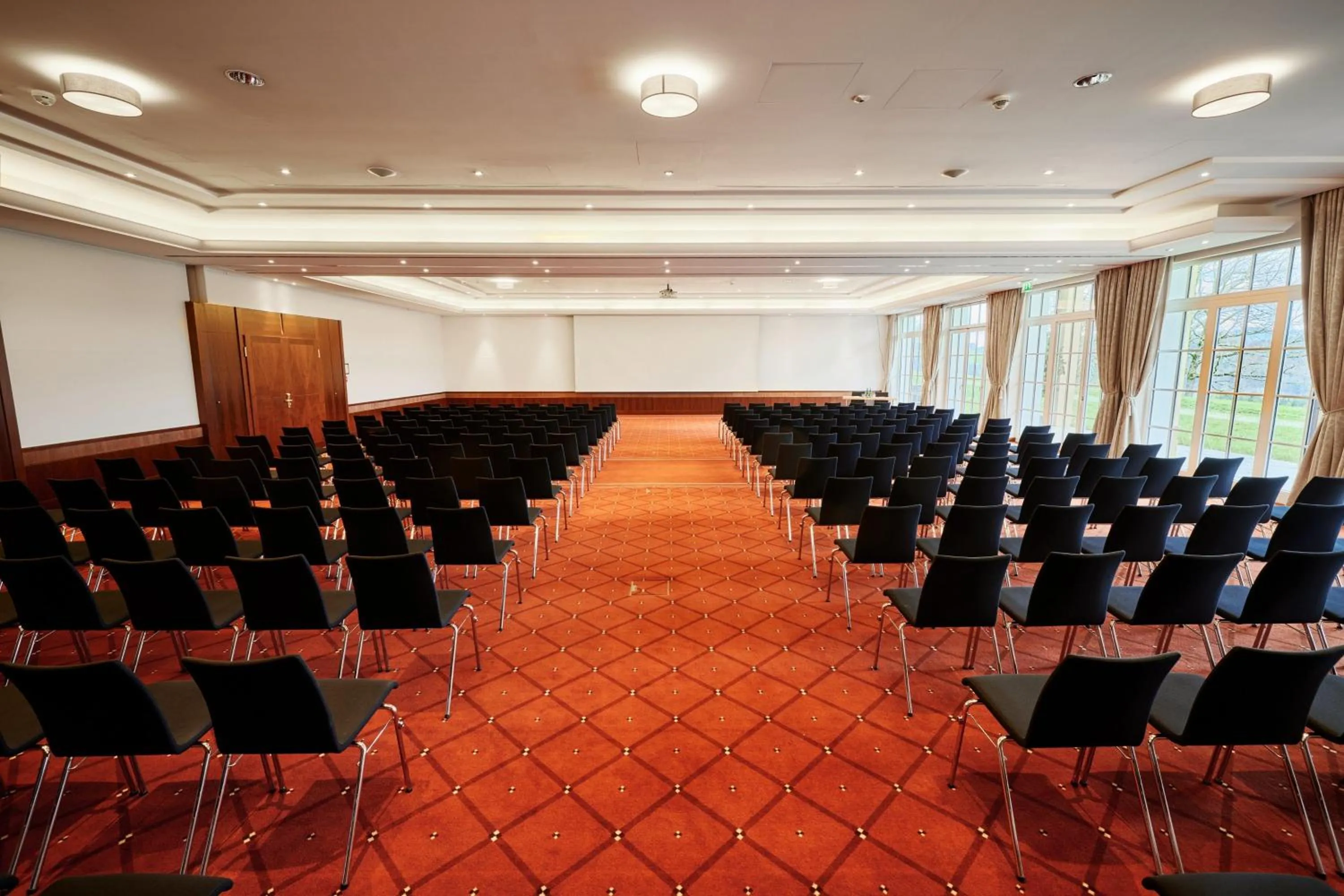 Meeting/conference room in Arabella Jagdhof Resort am Fuschlsee, a Tribute Portfolio Hotel