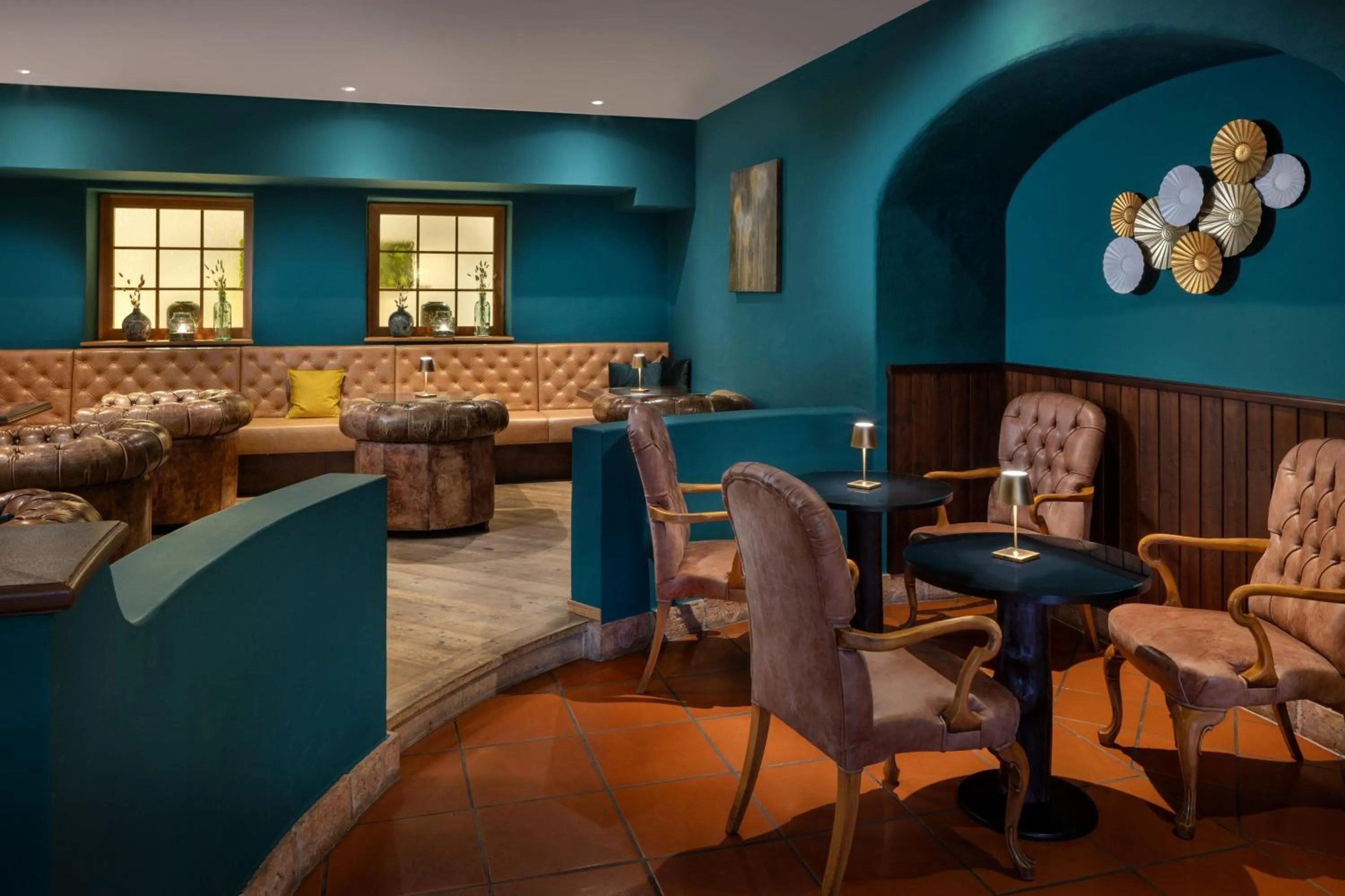 Lounge or bar in Arabella Jagdhof Resort am Fuschlsee, a Tribute Portfolio Hotel