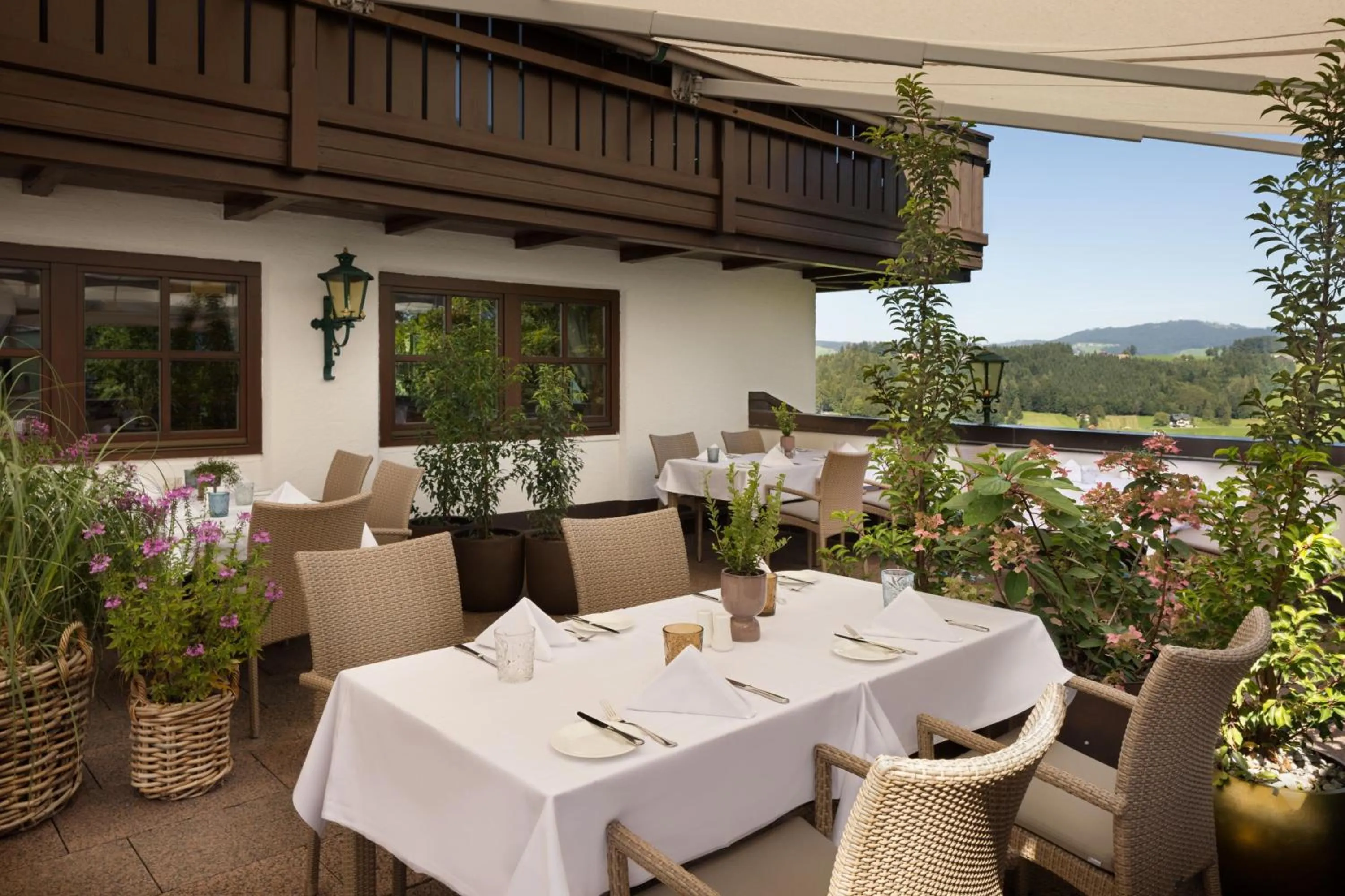 Restaurant/places to eat in Arabella Jagdhof Resort am Fuschlsee, a Tribute Portfolio Hotel
