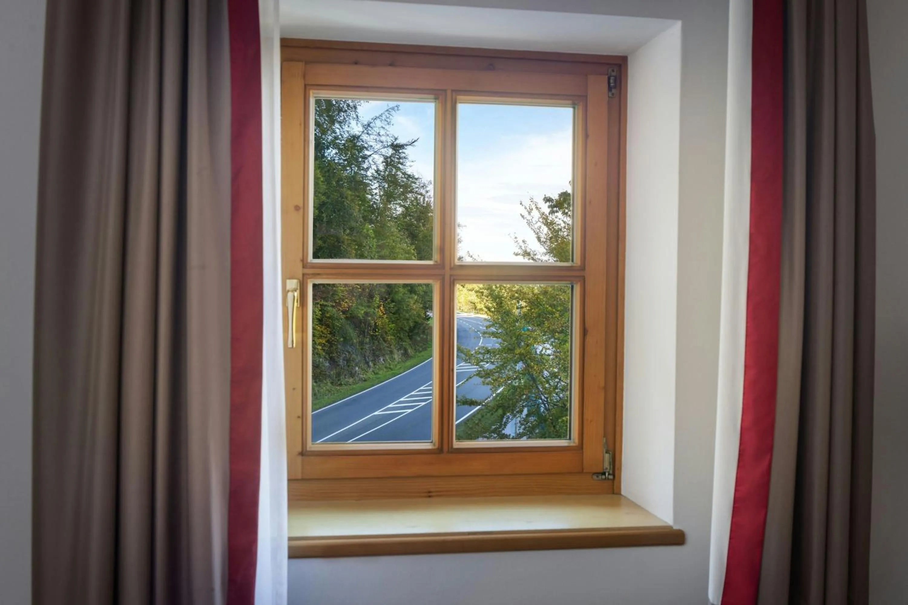 Photo of the whole room in Arabella Jagdhof Resort am Fuschlsee, a Tribute Portfolio Hotel