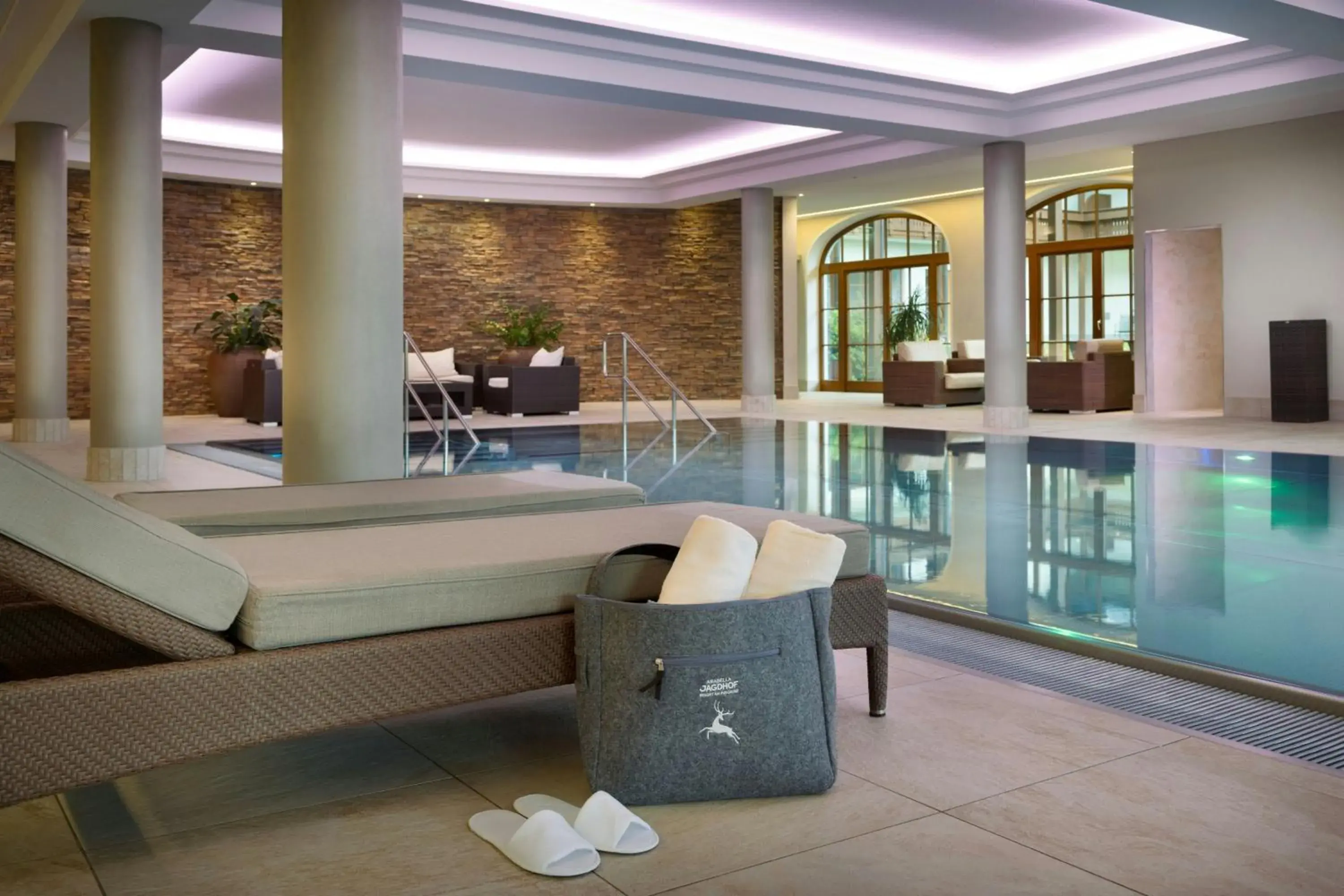 Swimming pool in Arabella Jagdhof Resort am Fuschlsee, a Tribute Portfolio Hotel Swimming pool in Arabella Jagdhof Resort am Fuschlsee, a Tribute Portfolio Hotel