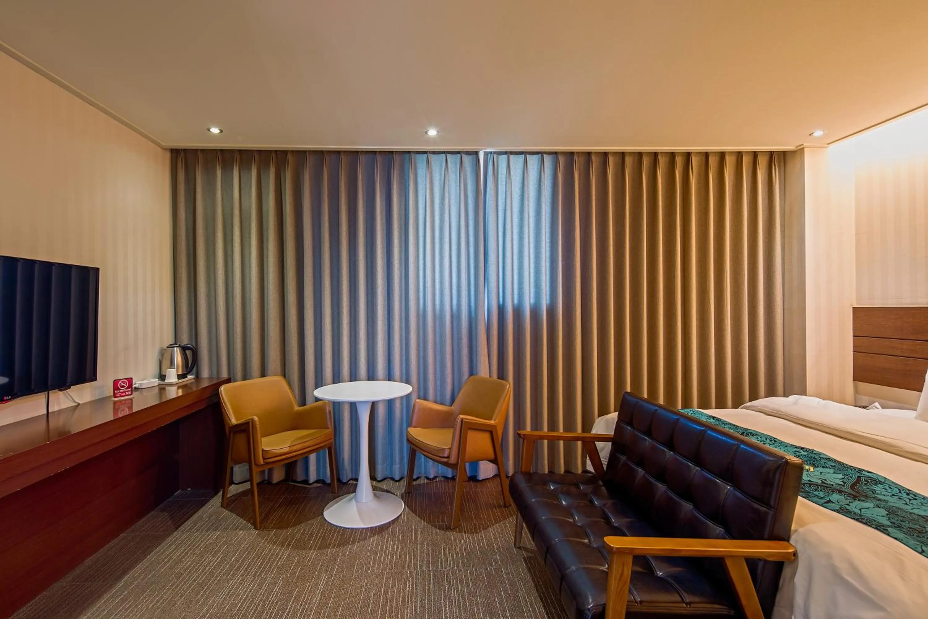 Property logo or sign, Bed in Namsan Hill Hotel