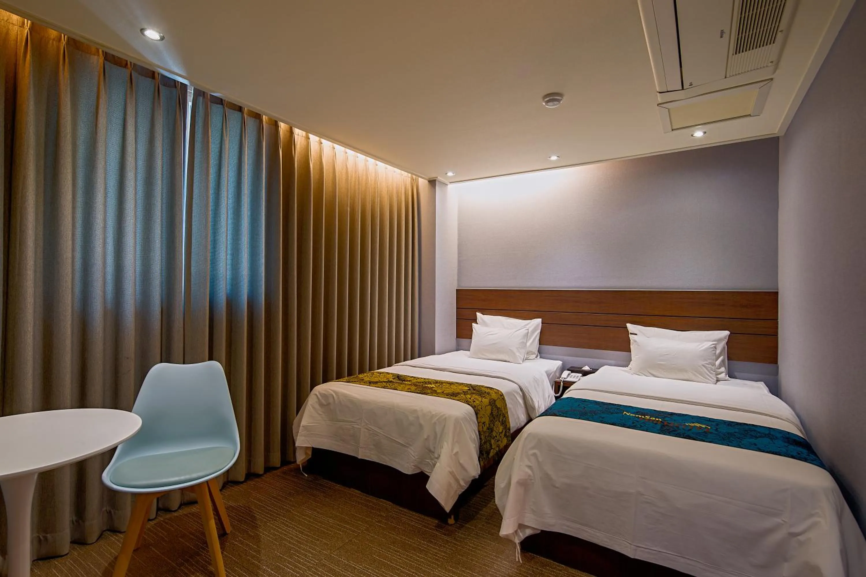 Area and facilities, Bed in Namsan Hill Hotel