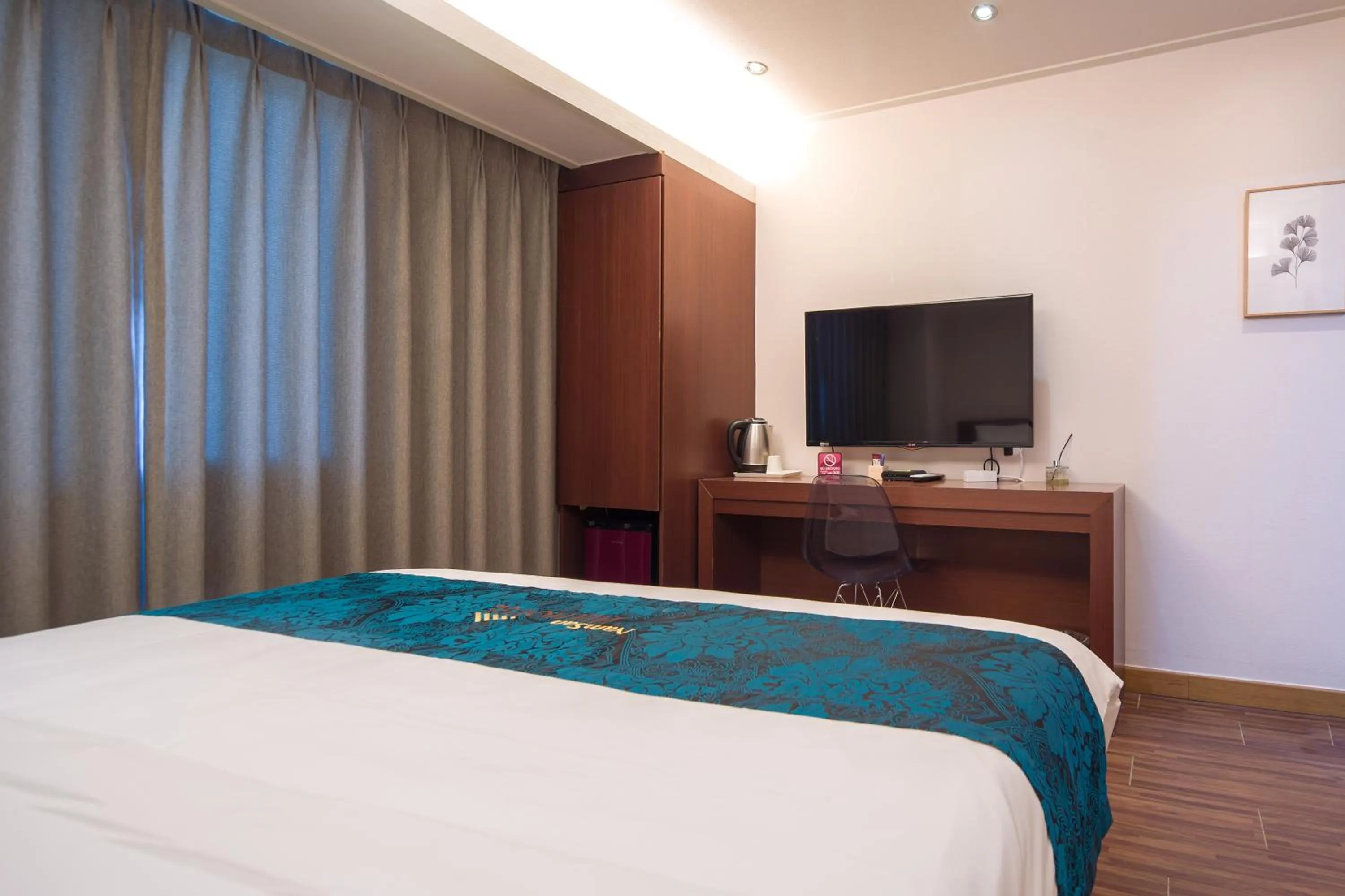 Decorative detail, Bed in Namsan Hill Hotel