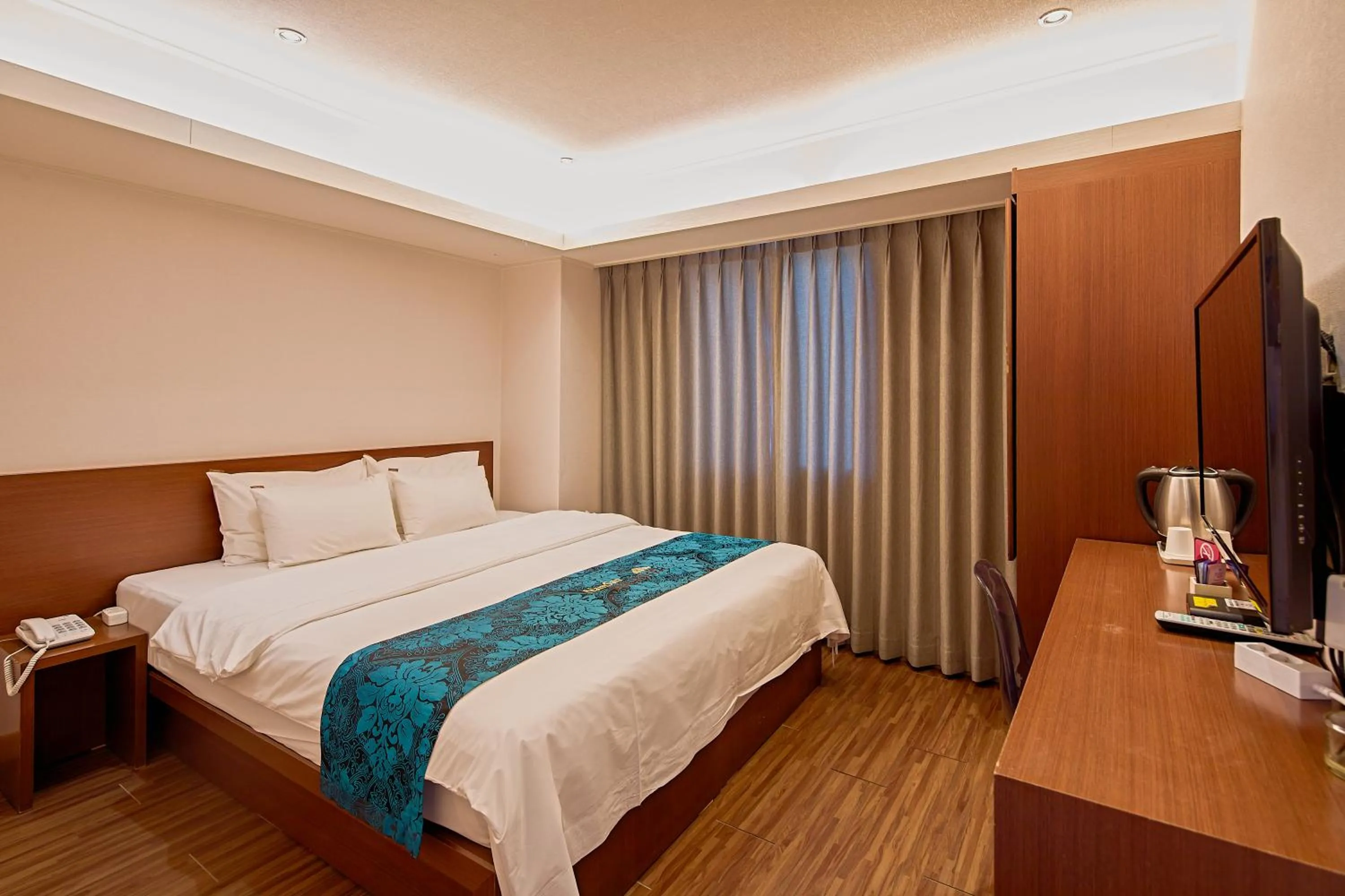 Area and facilities, Bed in Namsan Hill Hotel