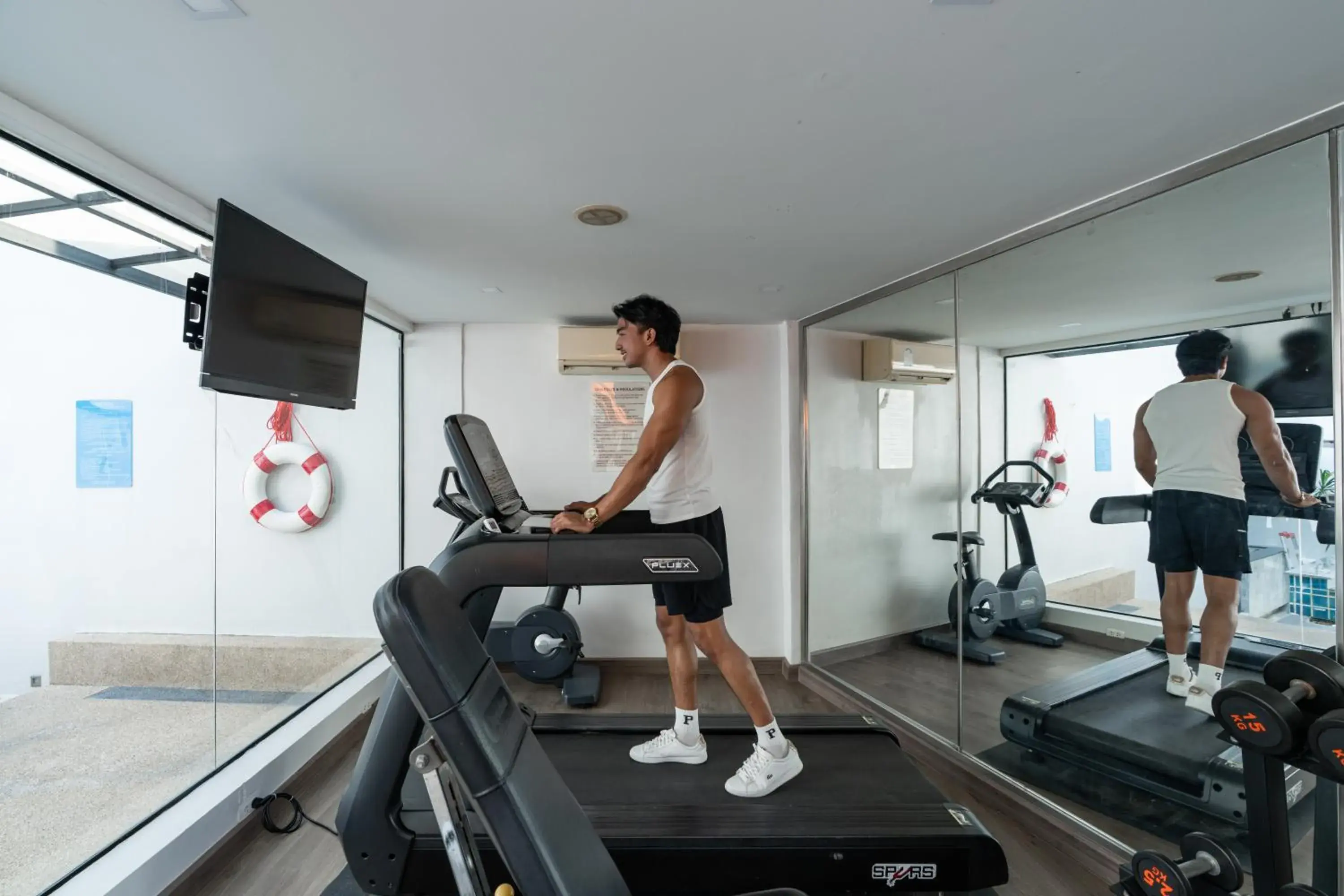 Fitness centre/facilities in Citrus Patong Hotel by Compass Hospitality Fitness centre/facilities in Citrus Patong Hotel by Compass Hospitality