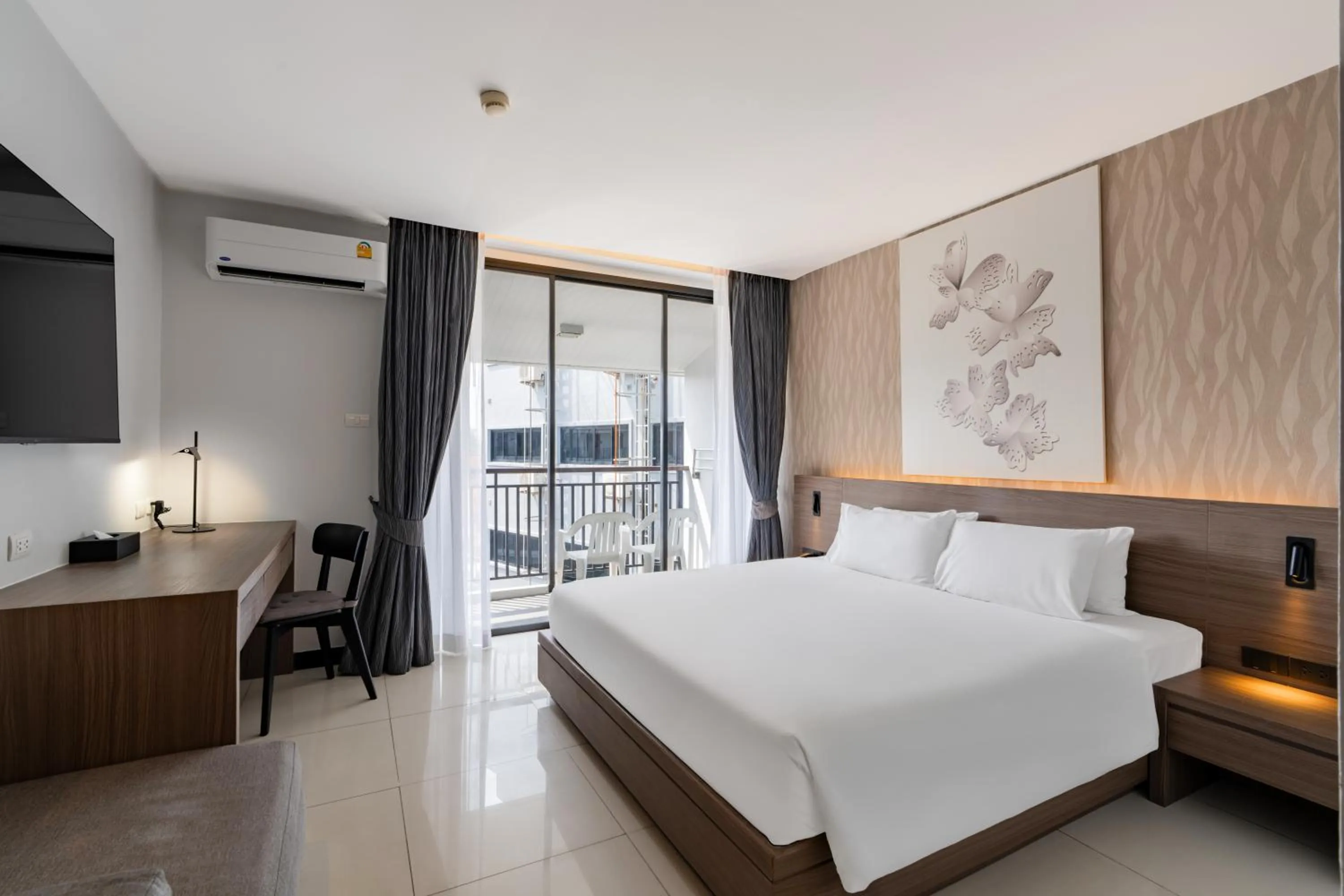 Bedroom, Bed in Citrus Patong Hotel by Compass Hospitality