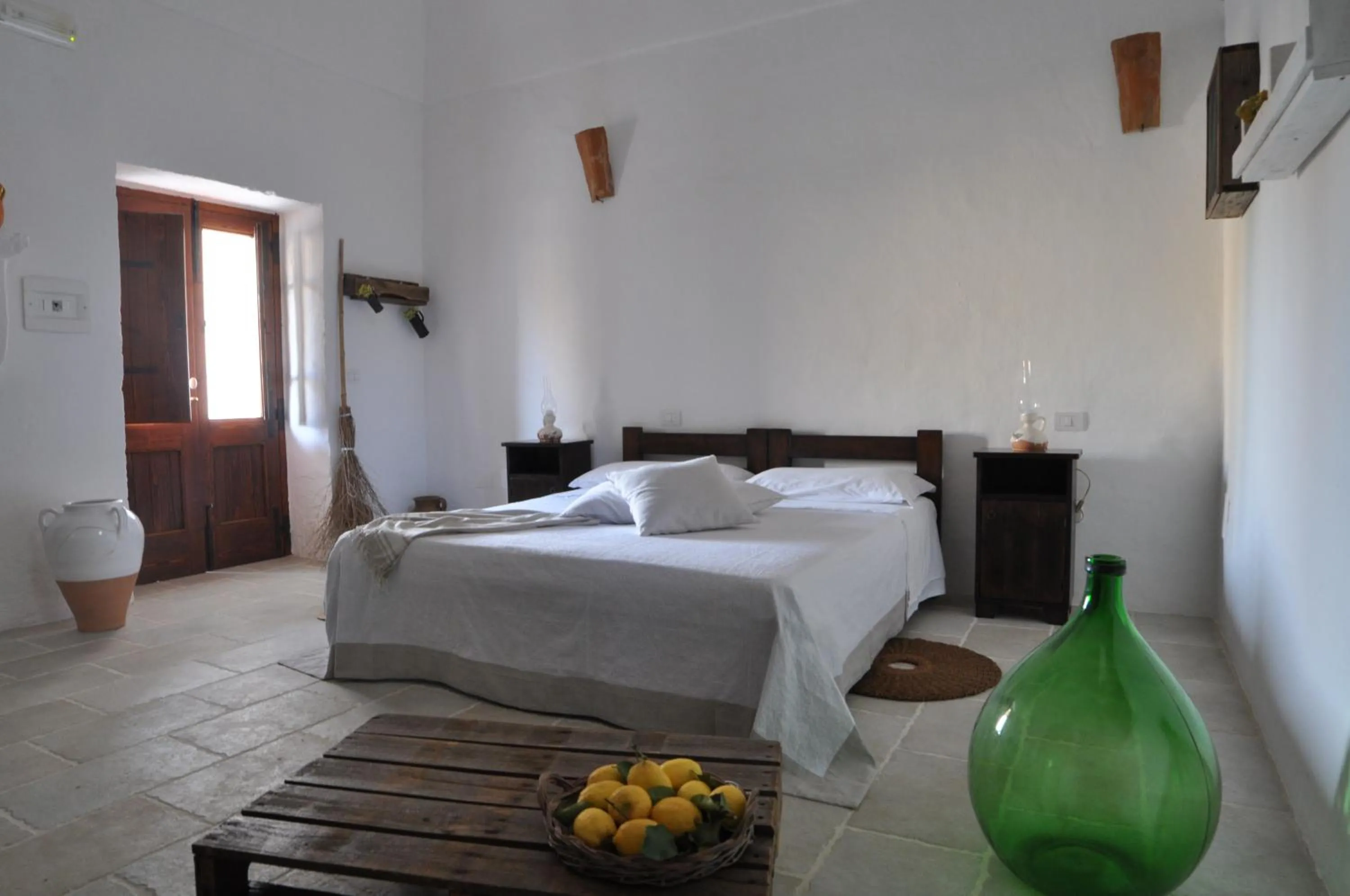 Photo of the whole room, Bed in Masseria Uccio