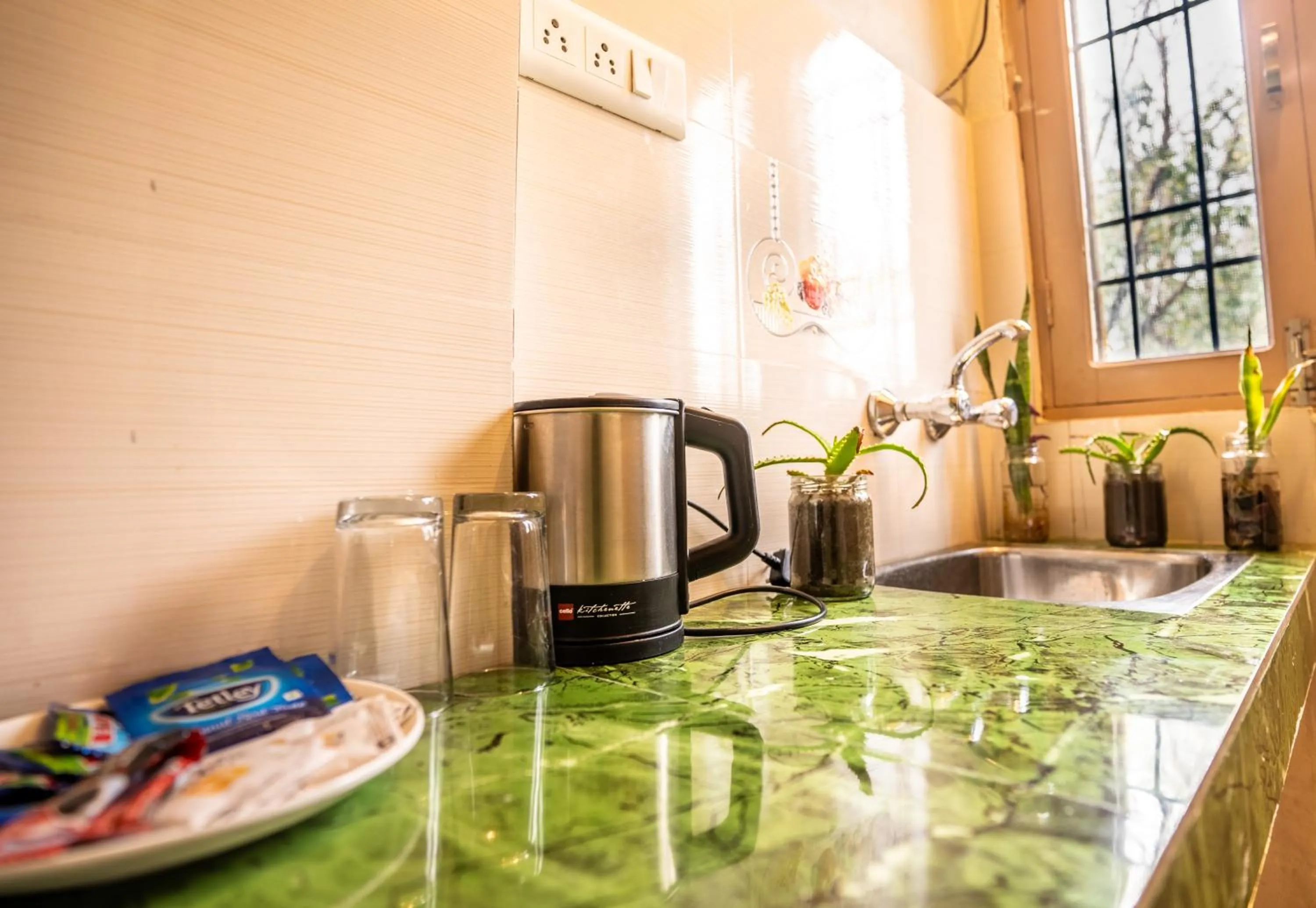 Kitchen or kitchenette in The Trippy Tribe