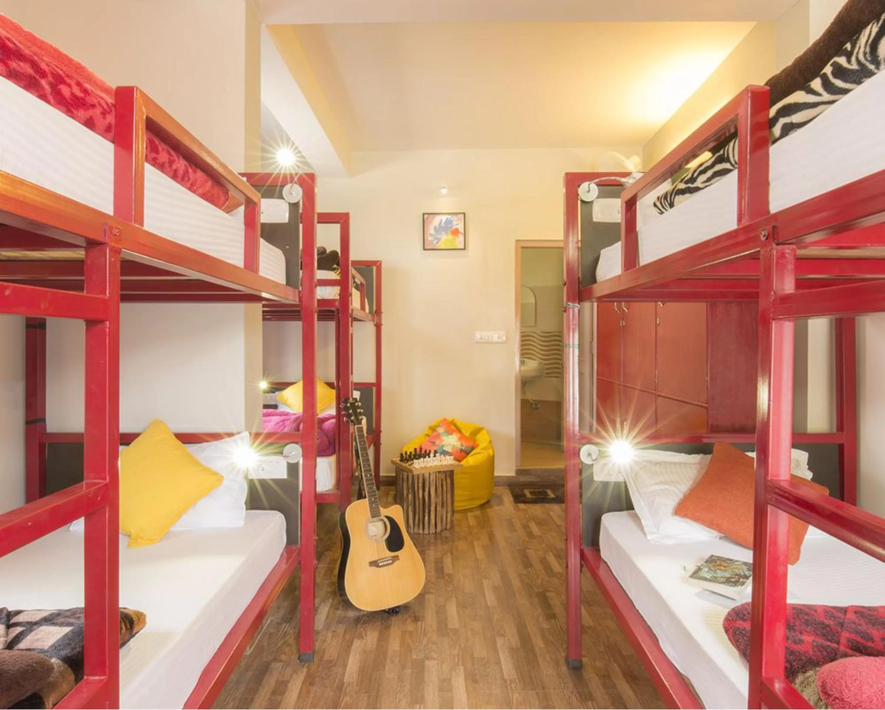 bunk bed, Bed in The Trippy Tribe