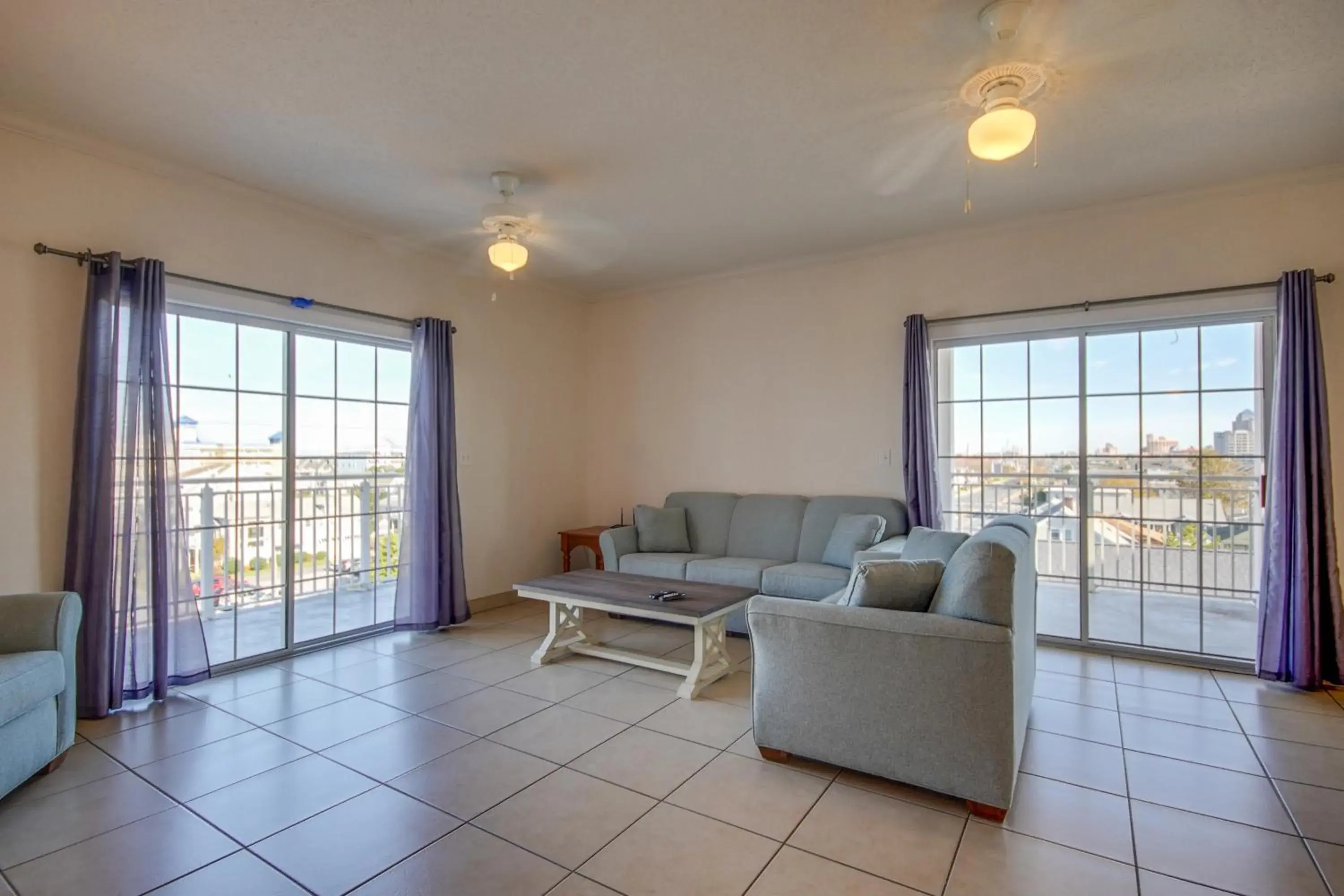 Three-Bedroom Apartment in Americana Condos 10th street Three-Bedroom Apartment in Americana Condos 10th street