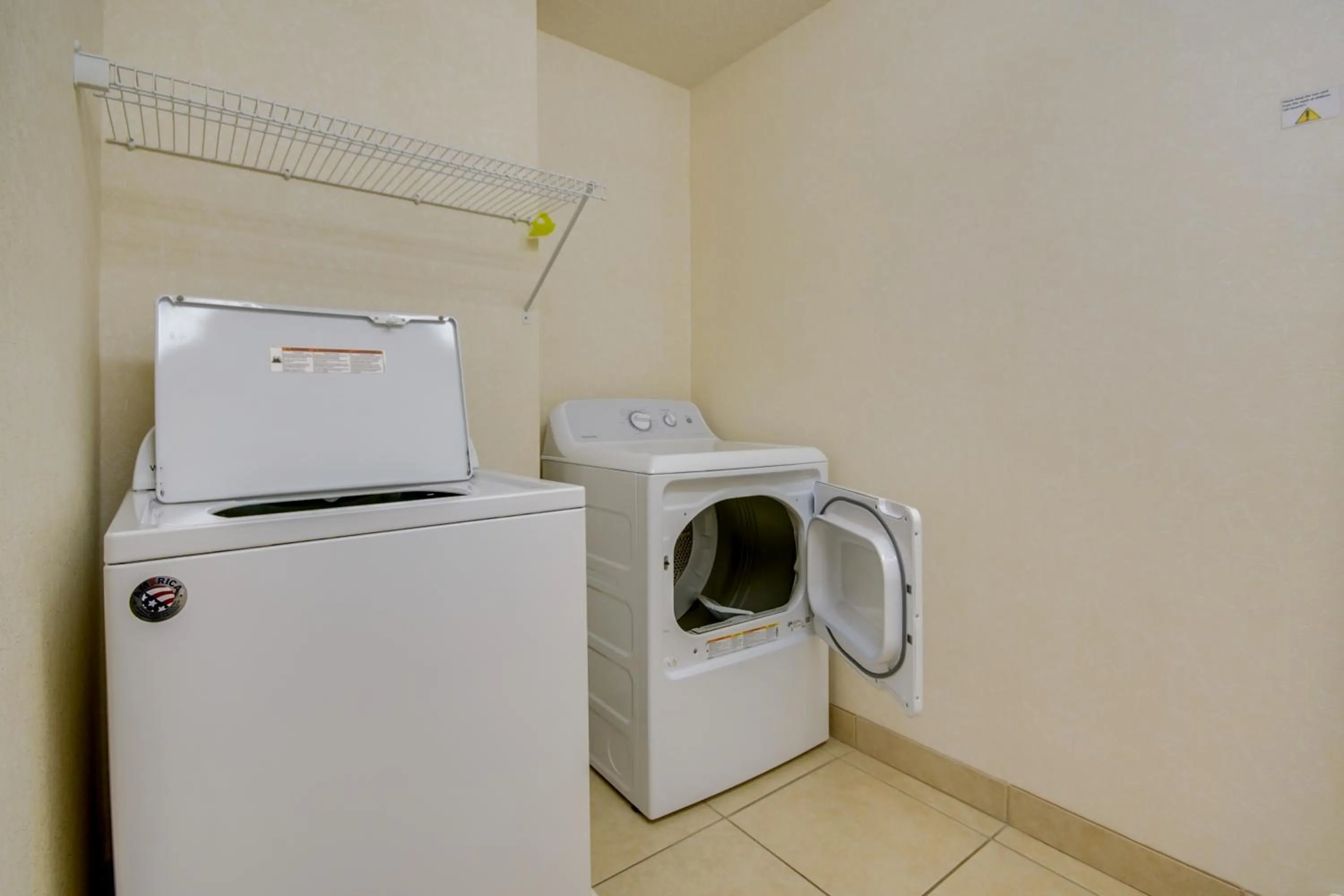 laundry in Americana Condos 10th street