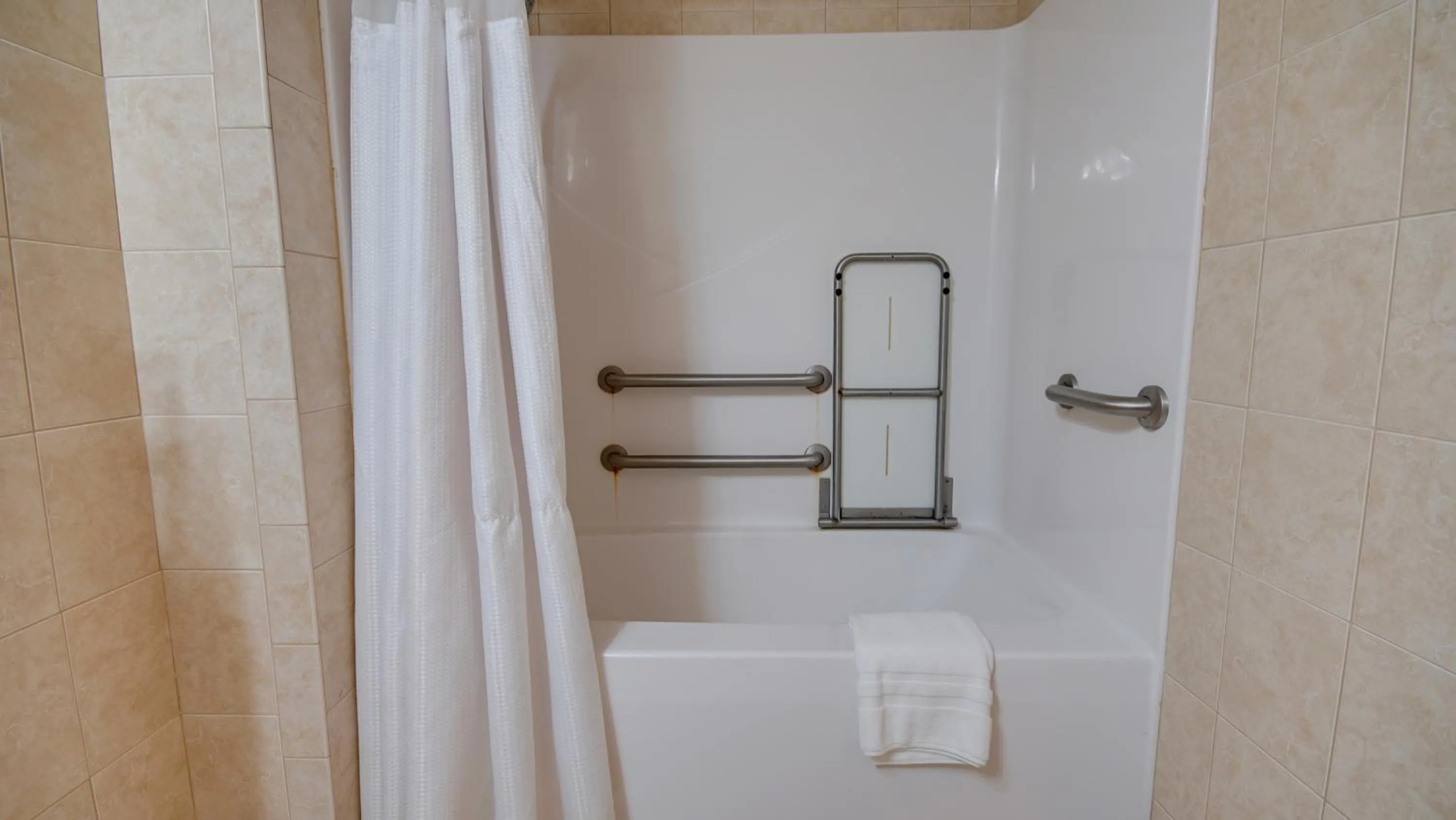 Bathroom in Americana Condos 10th street